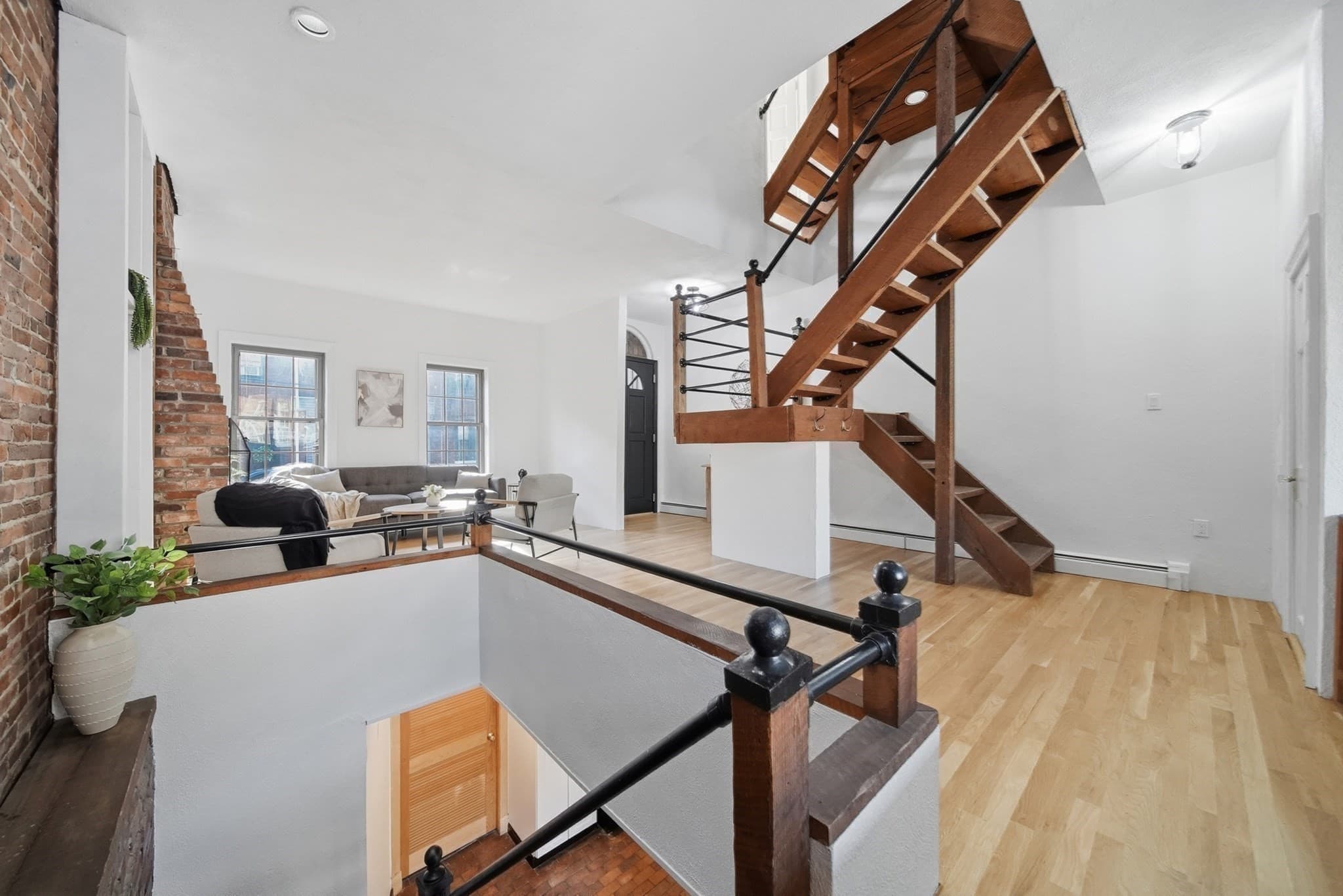 Single Family Residence at 3 Medford St, Chelsea MA 02150, photo 10 of 38