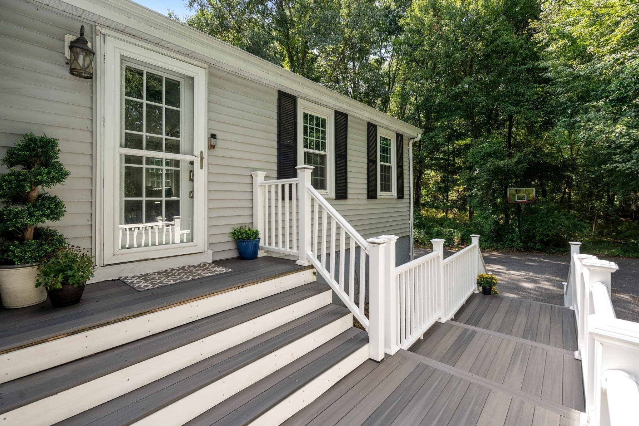 543 Central Street, Holliston MA 01746