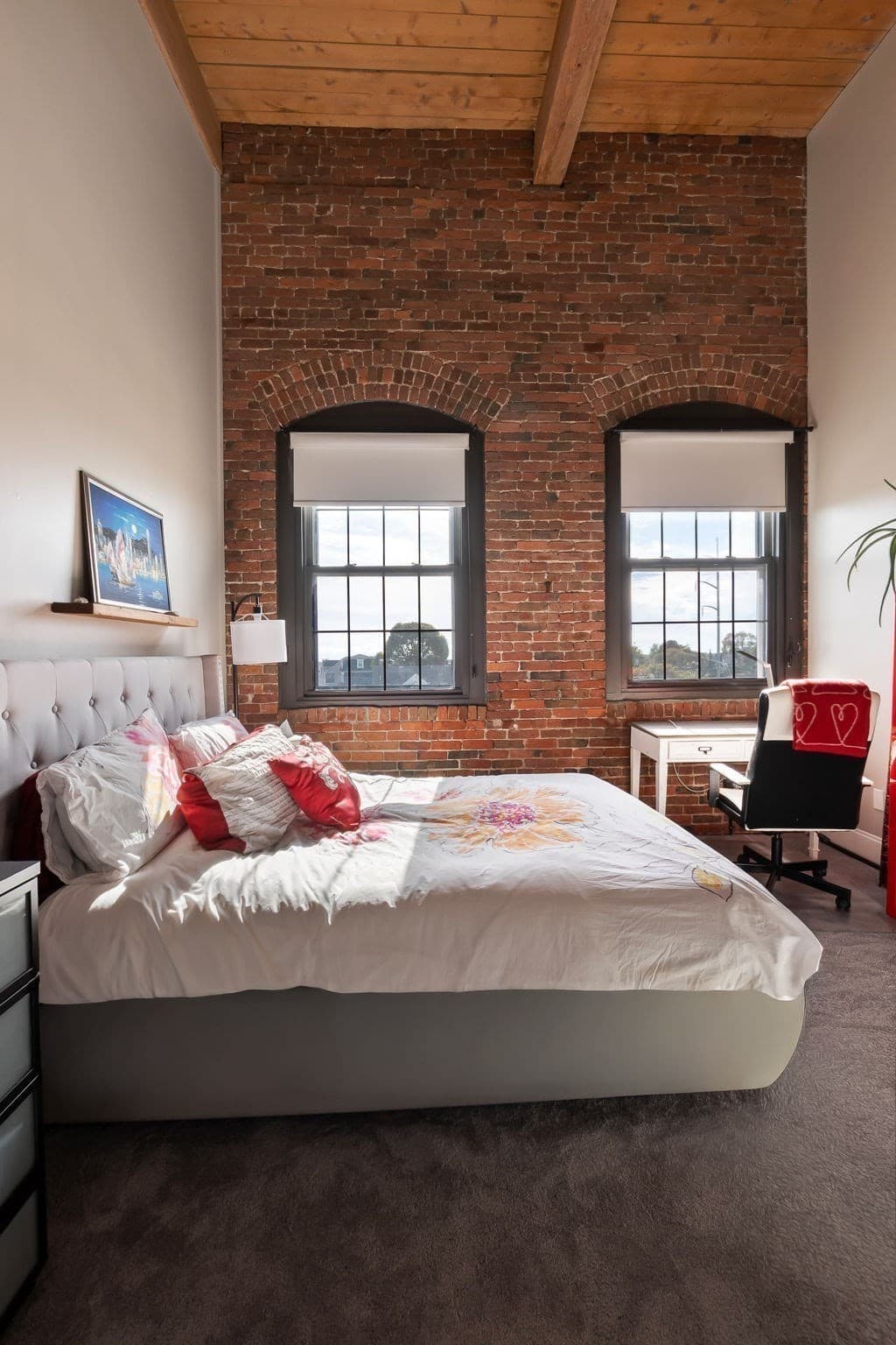 Condominium at 50 Rantoul St # 511, Beverly MA 01915, photo 17 of 39