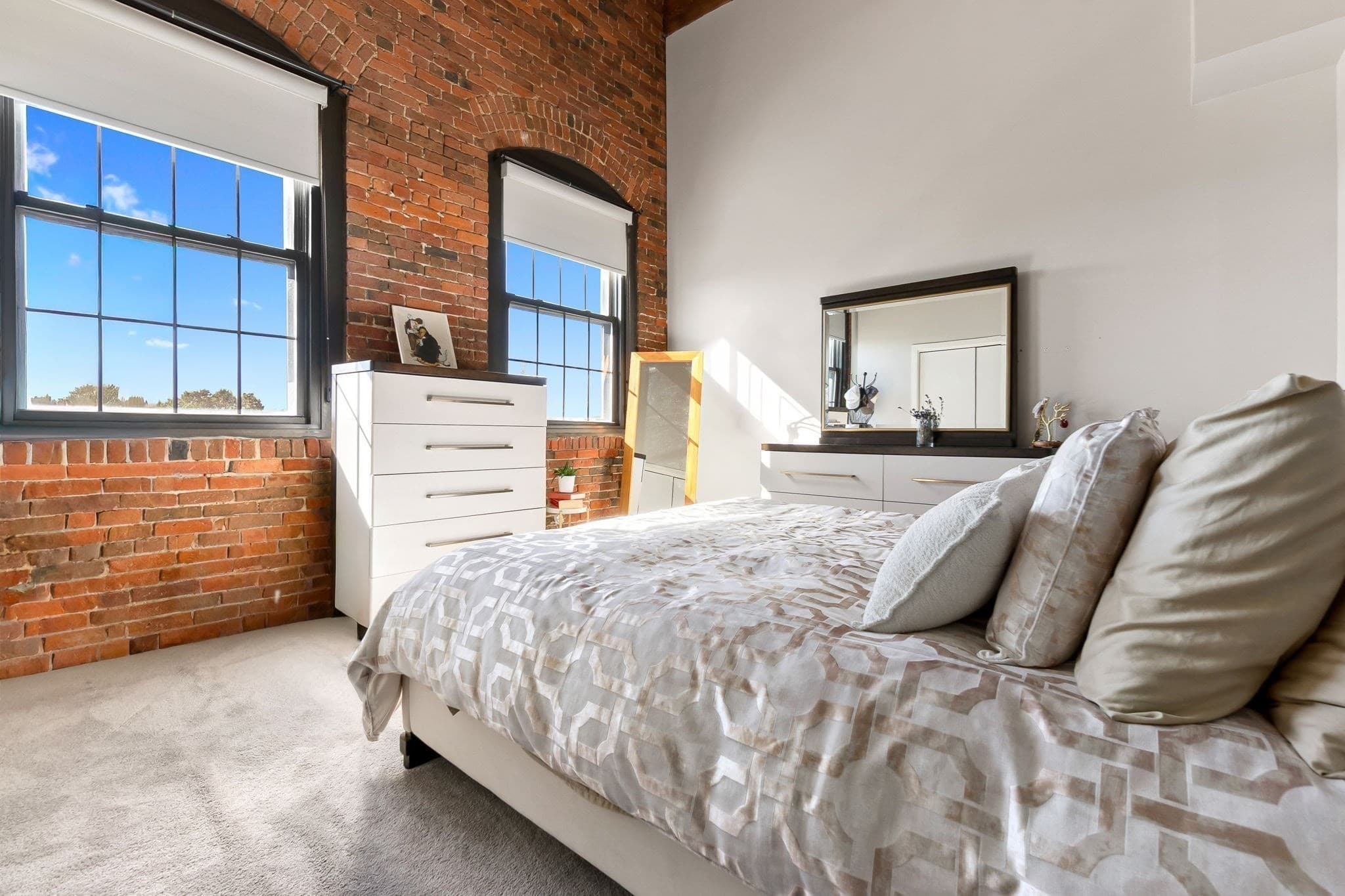 Condominium at 50 Rantoul St # 511, Beverly MA 01915, photo 16 of 39