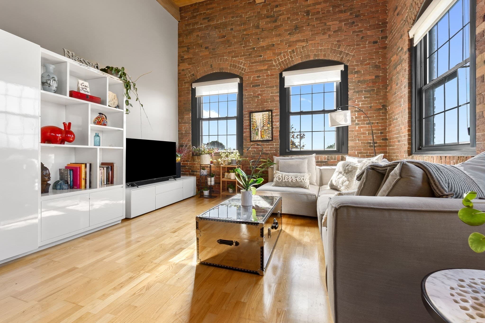 Condominium at 50 Rantoul St # 511, Beverly MA 01915, photo 5 of 39