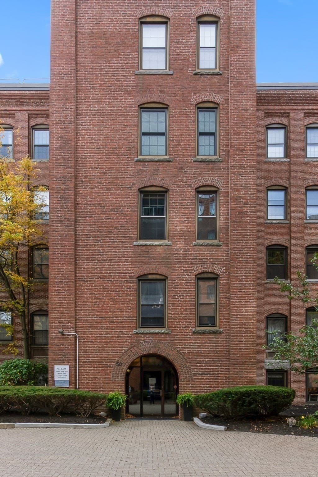 Condominium at 50 Rantoul St # 511, Beverly MA 01915, photo 34 of 39