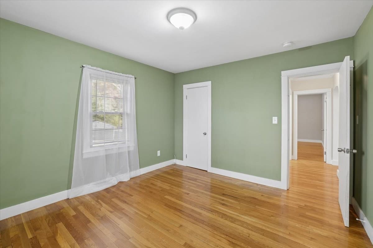 Single Family Residence at 209 West Hollis St, Nashua NH 03060, photo 12 of 34