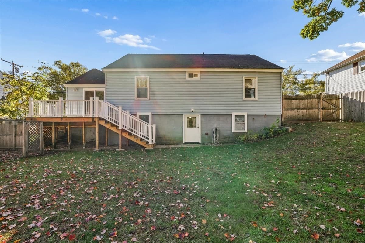 Single Family Residence at 209 West Hollis St, Nashua NH 03060, photo 33 of 34