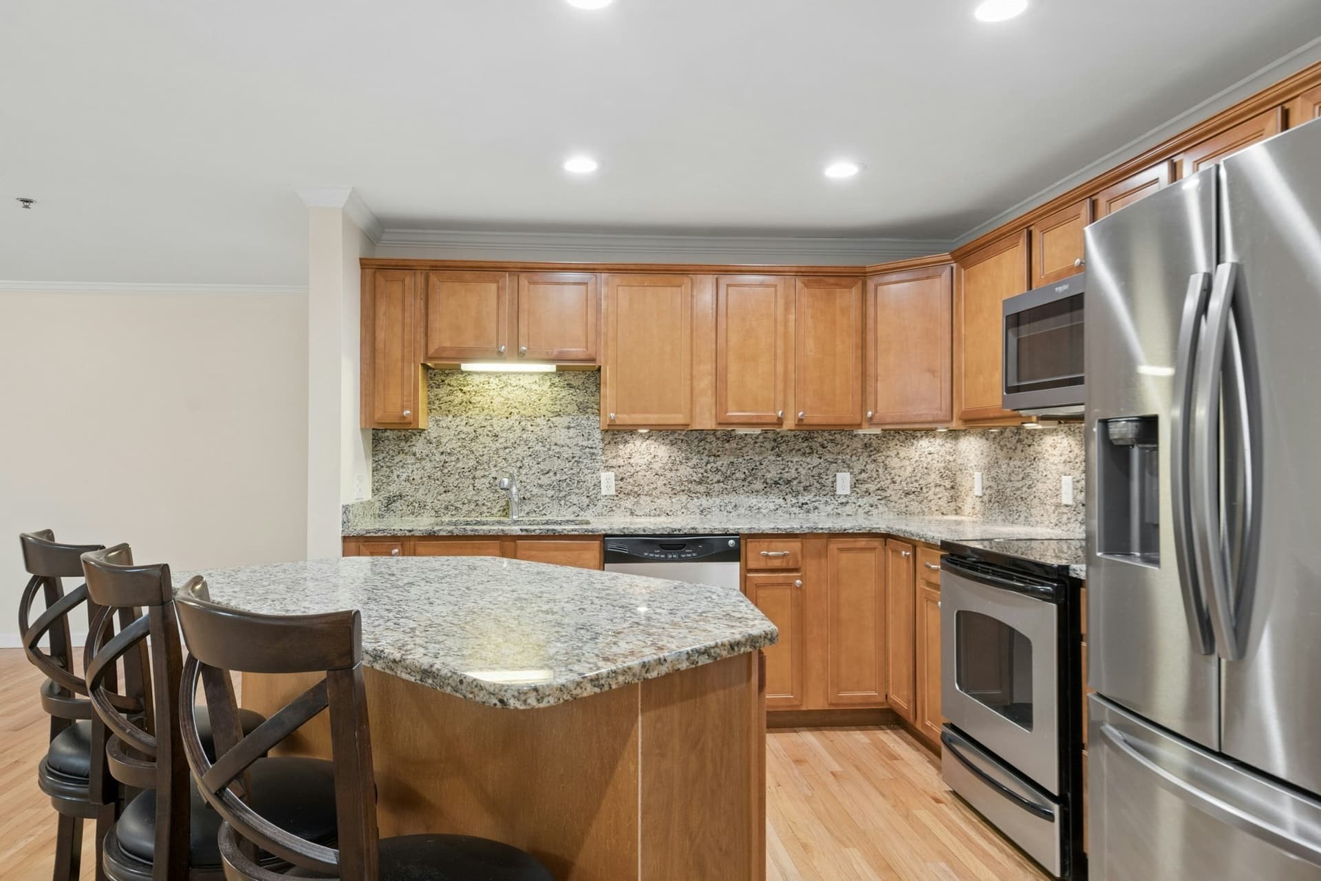 Condominium at 216 Reservoir St # 102, Holden MA 01520, photo 6 of 34