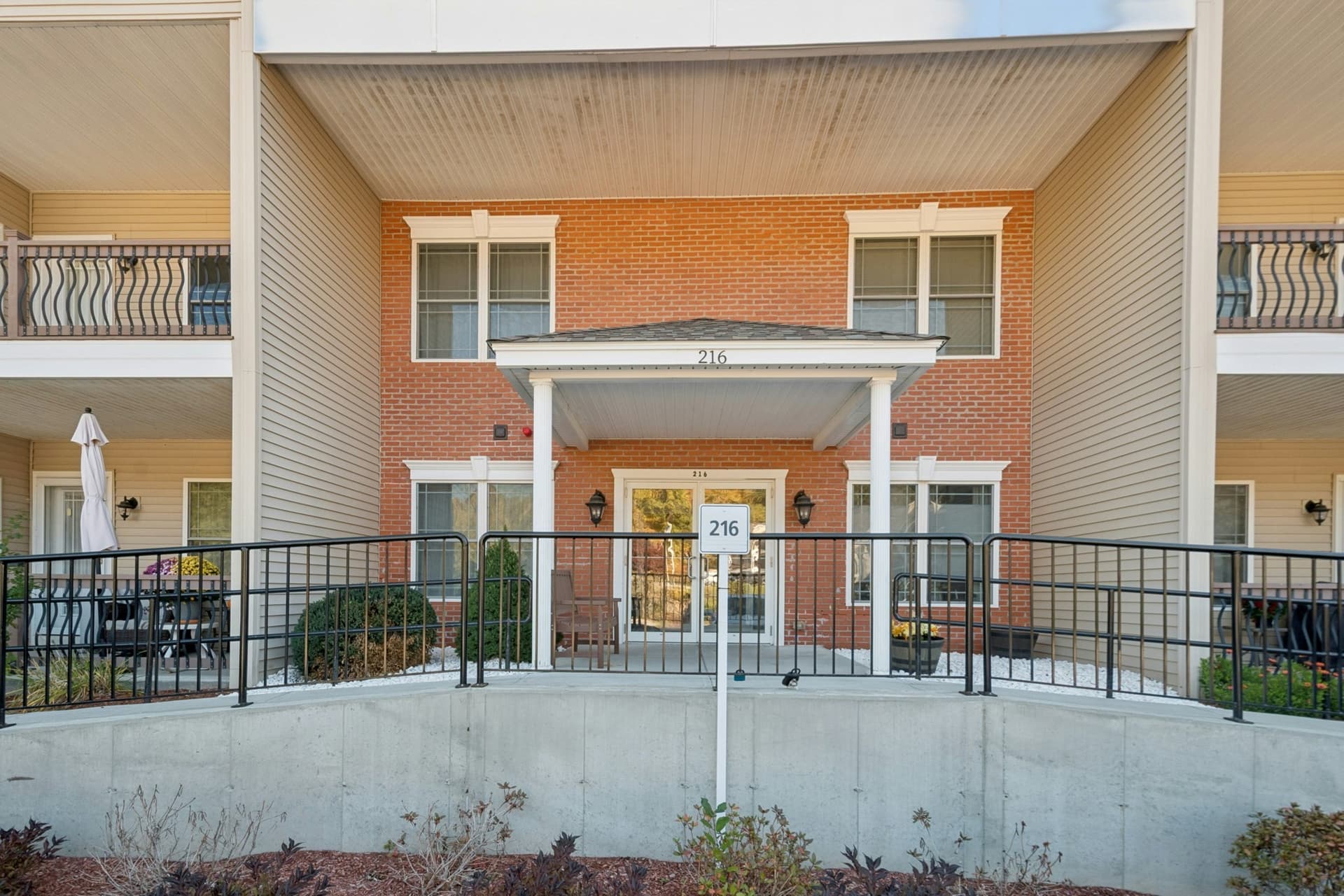 Condominium at 216 Reservoir St # 102, Holden MA 01520, photo 3 of 34