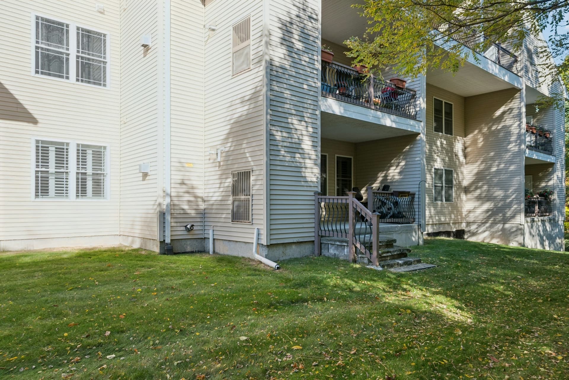 Condominium at 216 Reservoir St # 102, Holden MA 01520, photo 32 of 34