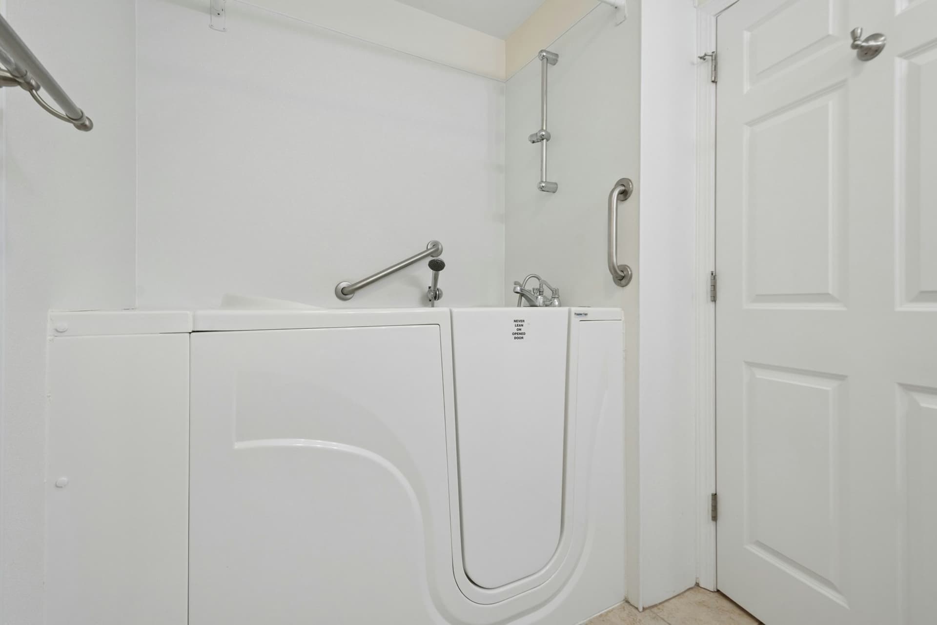 Condominium at 216 Reservoir St # 102, Holden MA 01520, photo 20 of 34