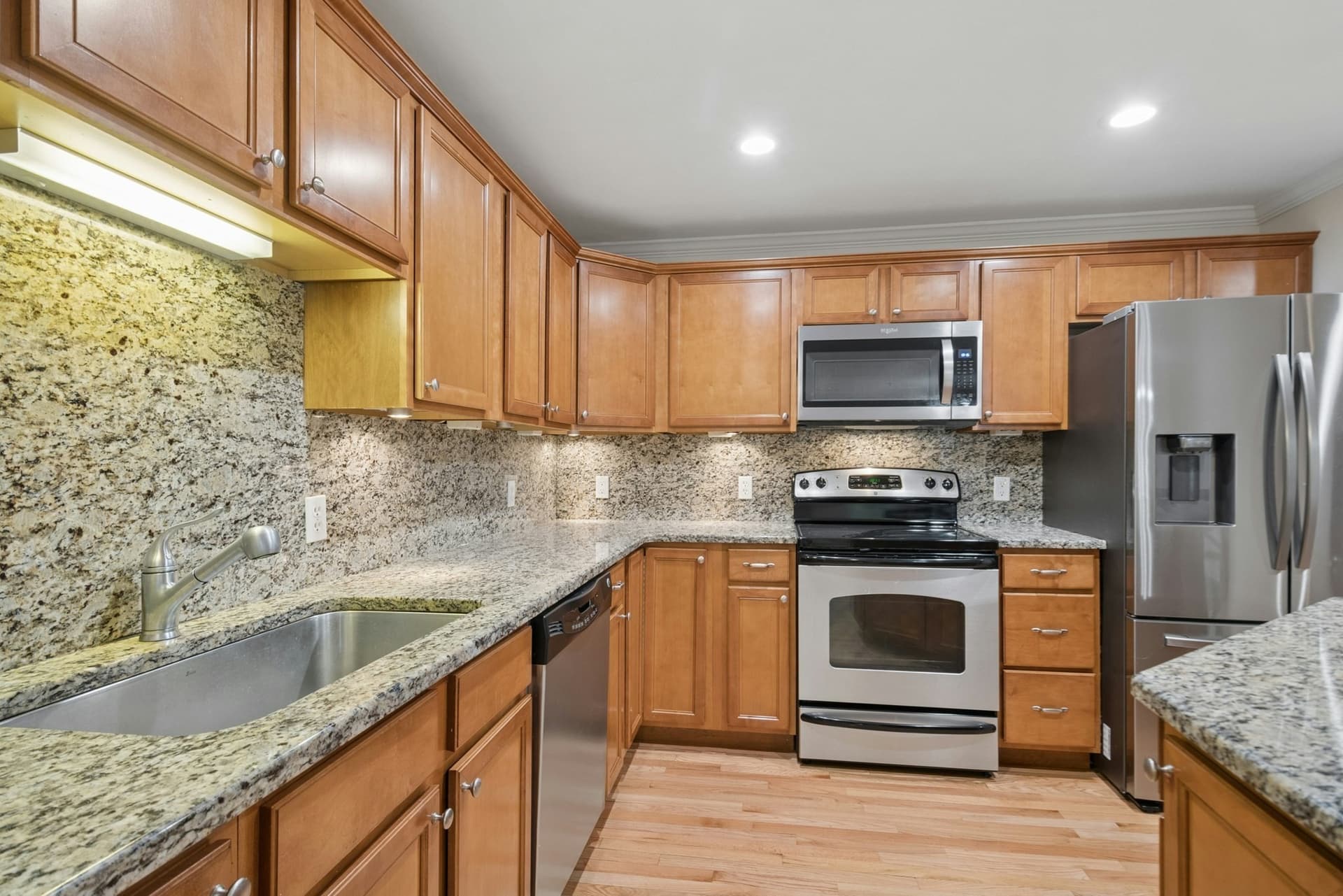 Condominium at 216 Reservoir St # 102, Holden MA 01520, photo 9 of 34