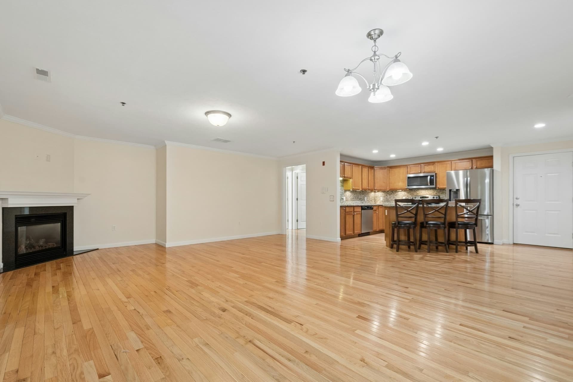 Condominium at 216 Reservoir St # 102, Holden MA 01520, photo 10 of 34