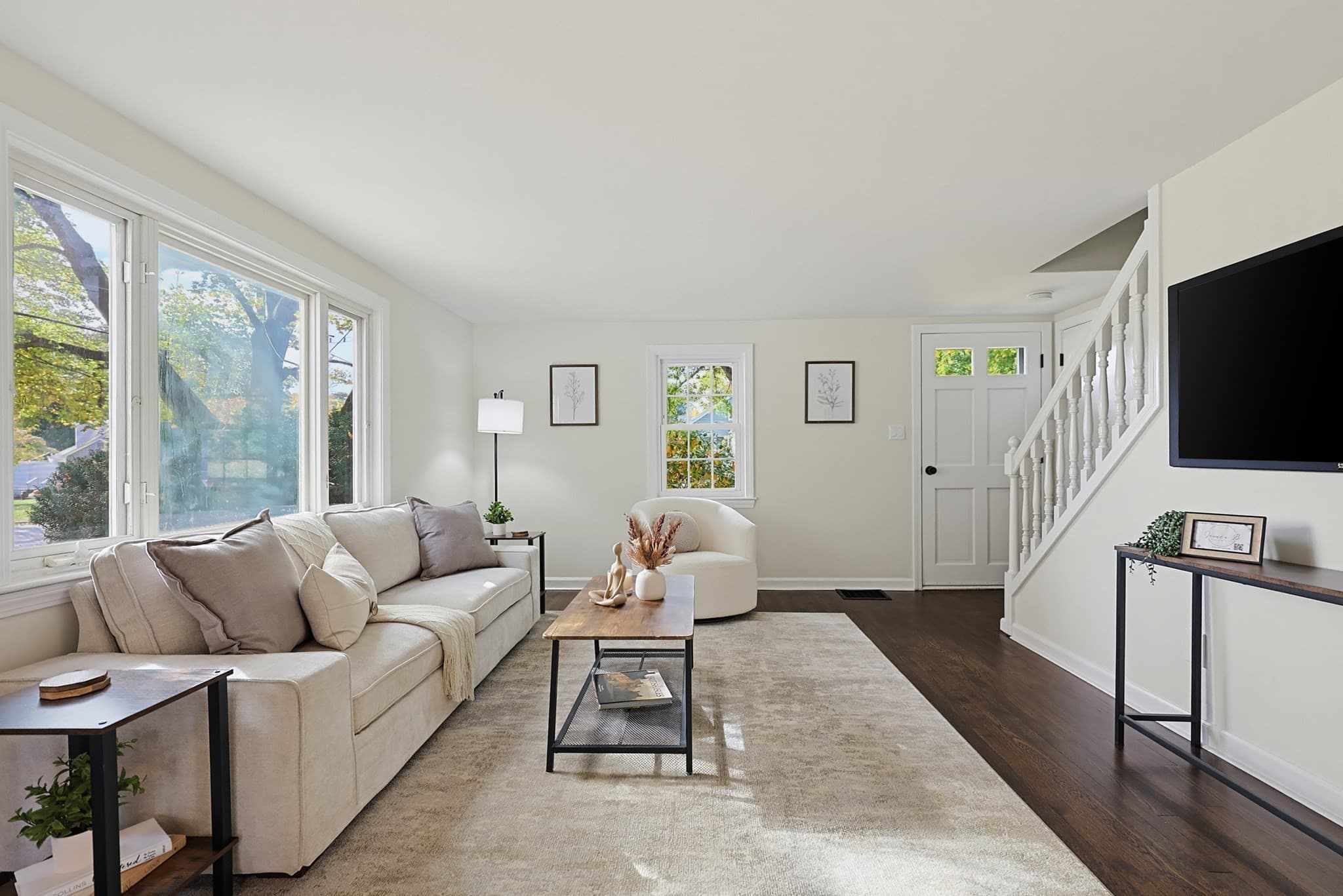 Single Family Residence at 19 Brookhaven Rd, Worcester MA 01606, photo 5 of 36