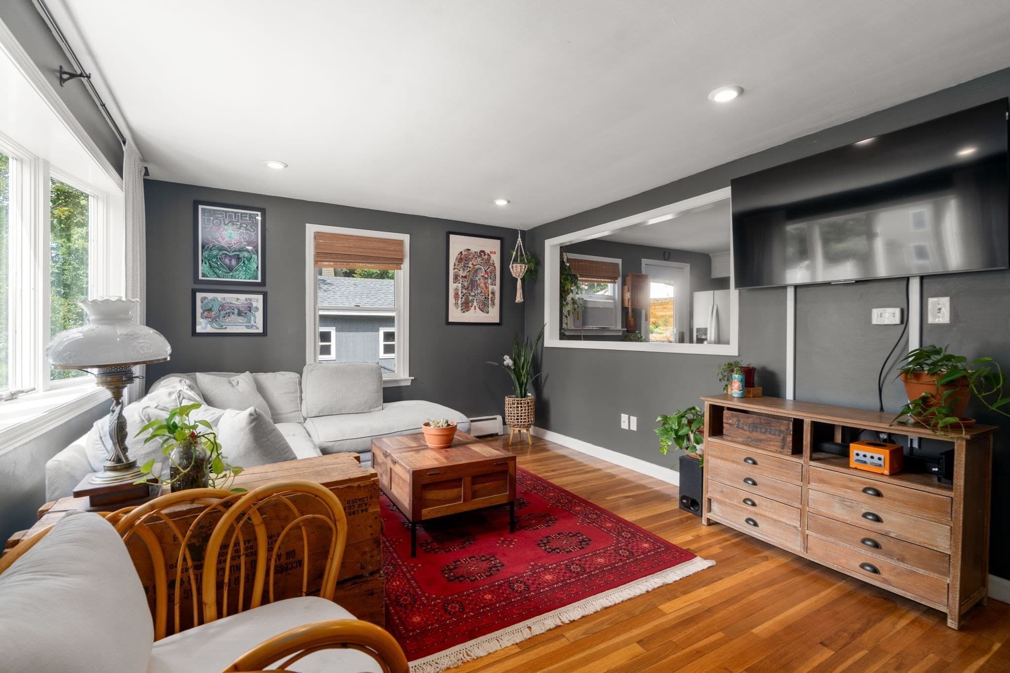 Single Family Residence at 27 Harvard Ave, Methuen MA 01844, photo 5 of 30