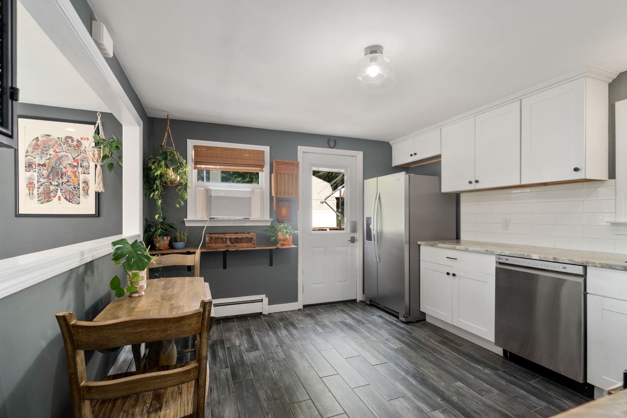 Single Family Residence at 27 Harvard Ave, Methuen MA 01844, photo 9 of 30
