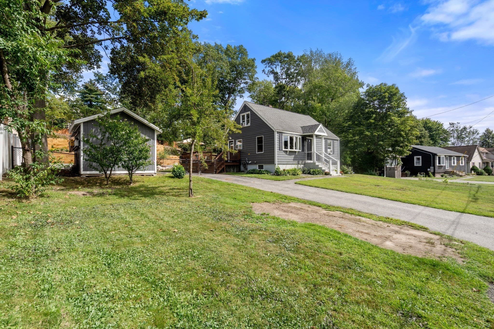 Single Family Residence at 27 Harvard Ave, Methuen MA 01844, photo 4 of 30