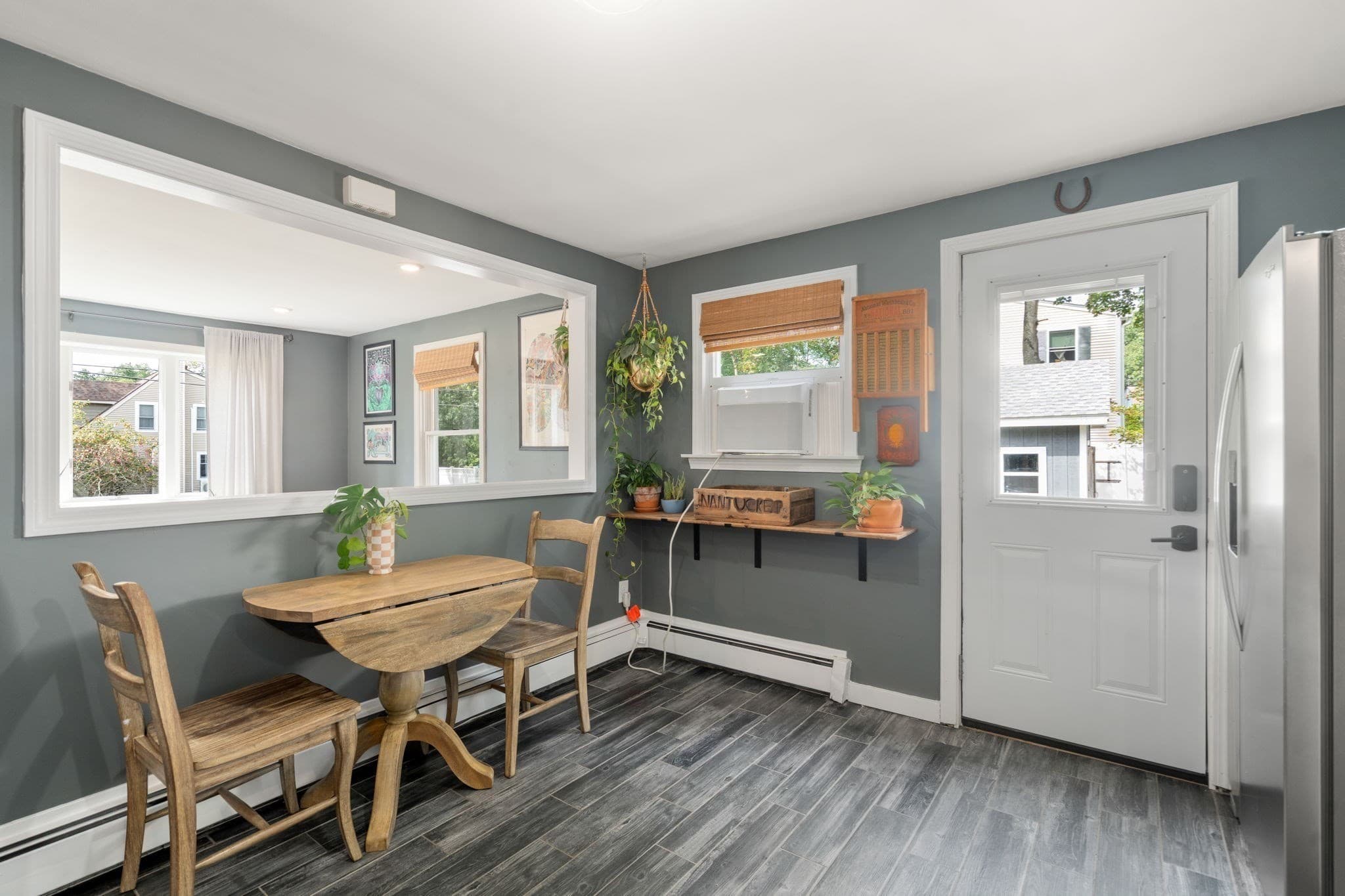 Single Family Residence at 27 Harvard Ave, Methuen MA 01844, photo 8 of 30