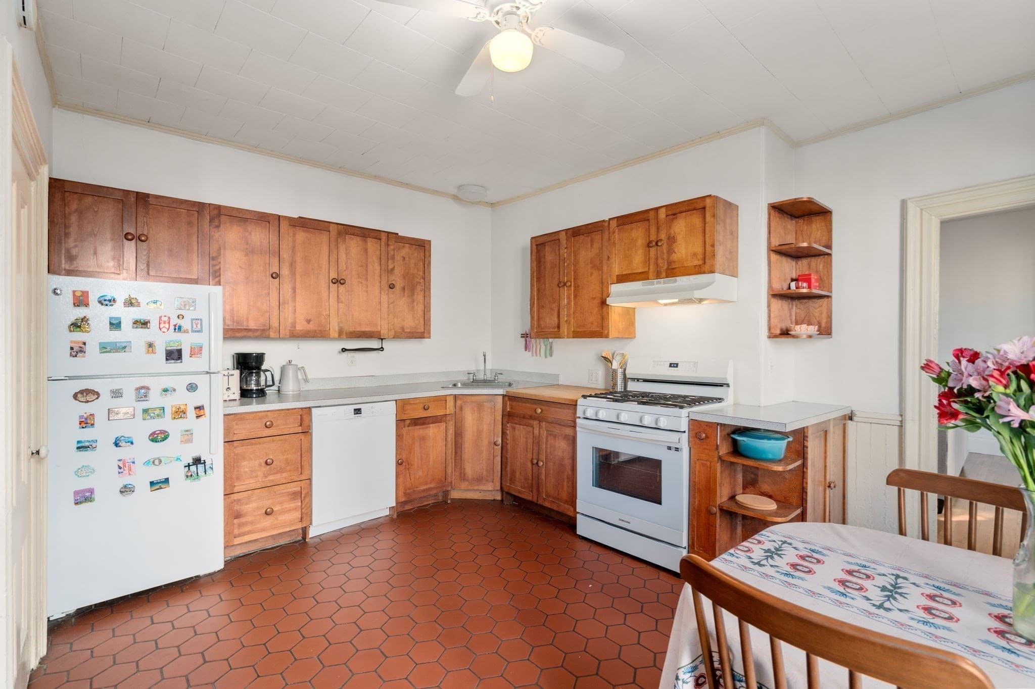 Condominium at 247 Chestnut St # 1, Cambridge MA 02139, photo 5 of 21