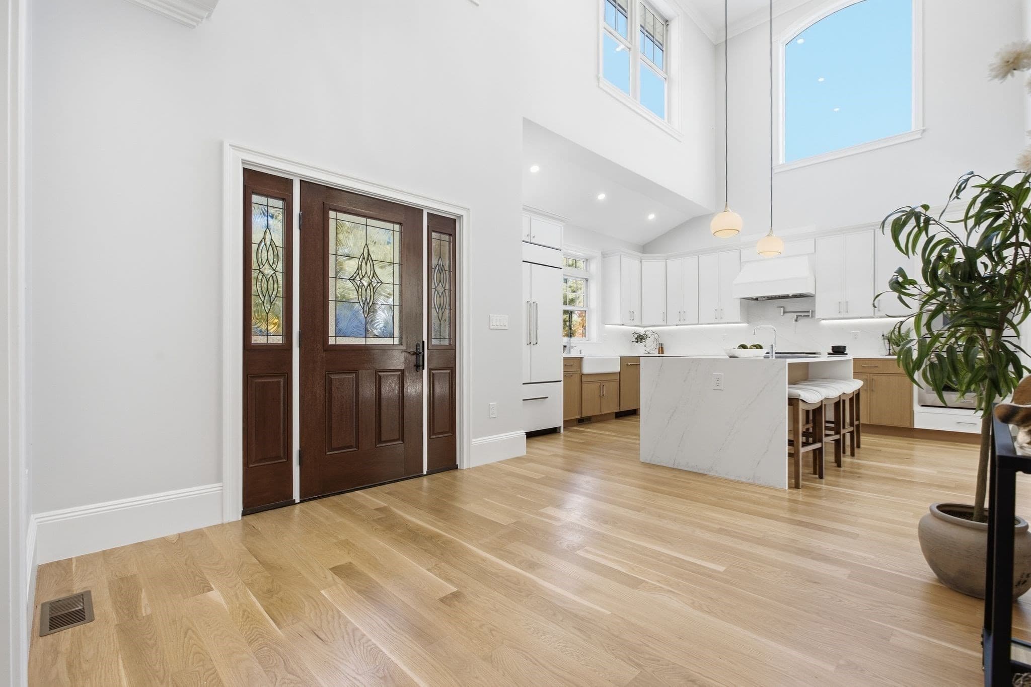 Single Family Residence at 40 Elm Street, North Reading MA 01864, photo 4 of 42