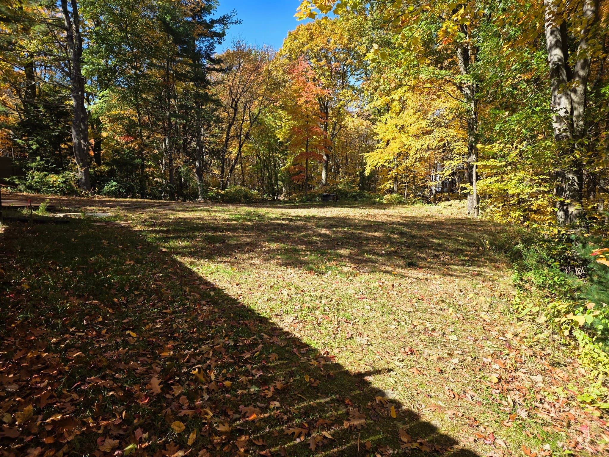 Residential at 105 Mixter Rd, Holden MA 01520, photo 2 of 6