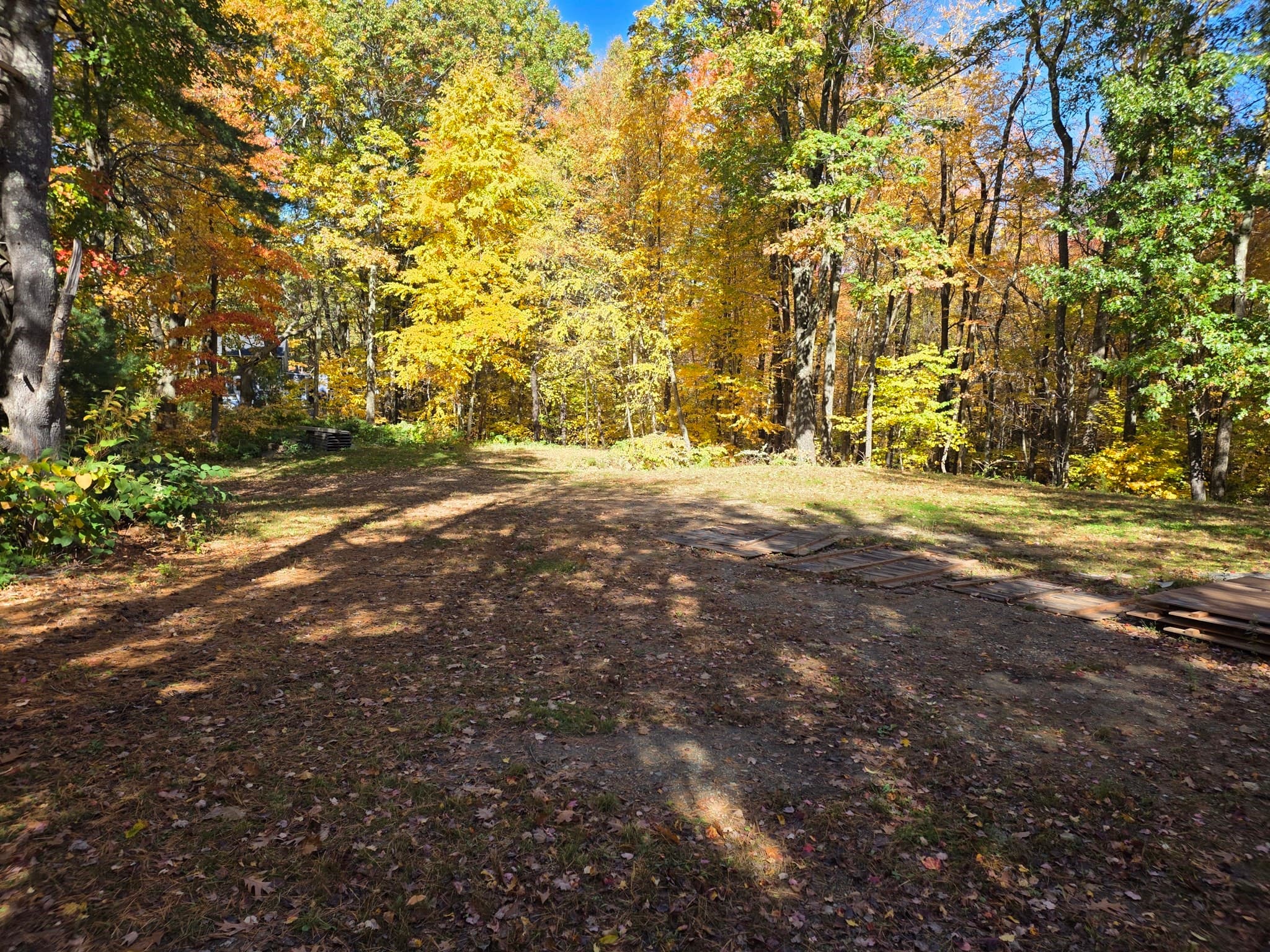Residential at 105 Mixter Rd, Holden MA 01520, photo 6 of 6