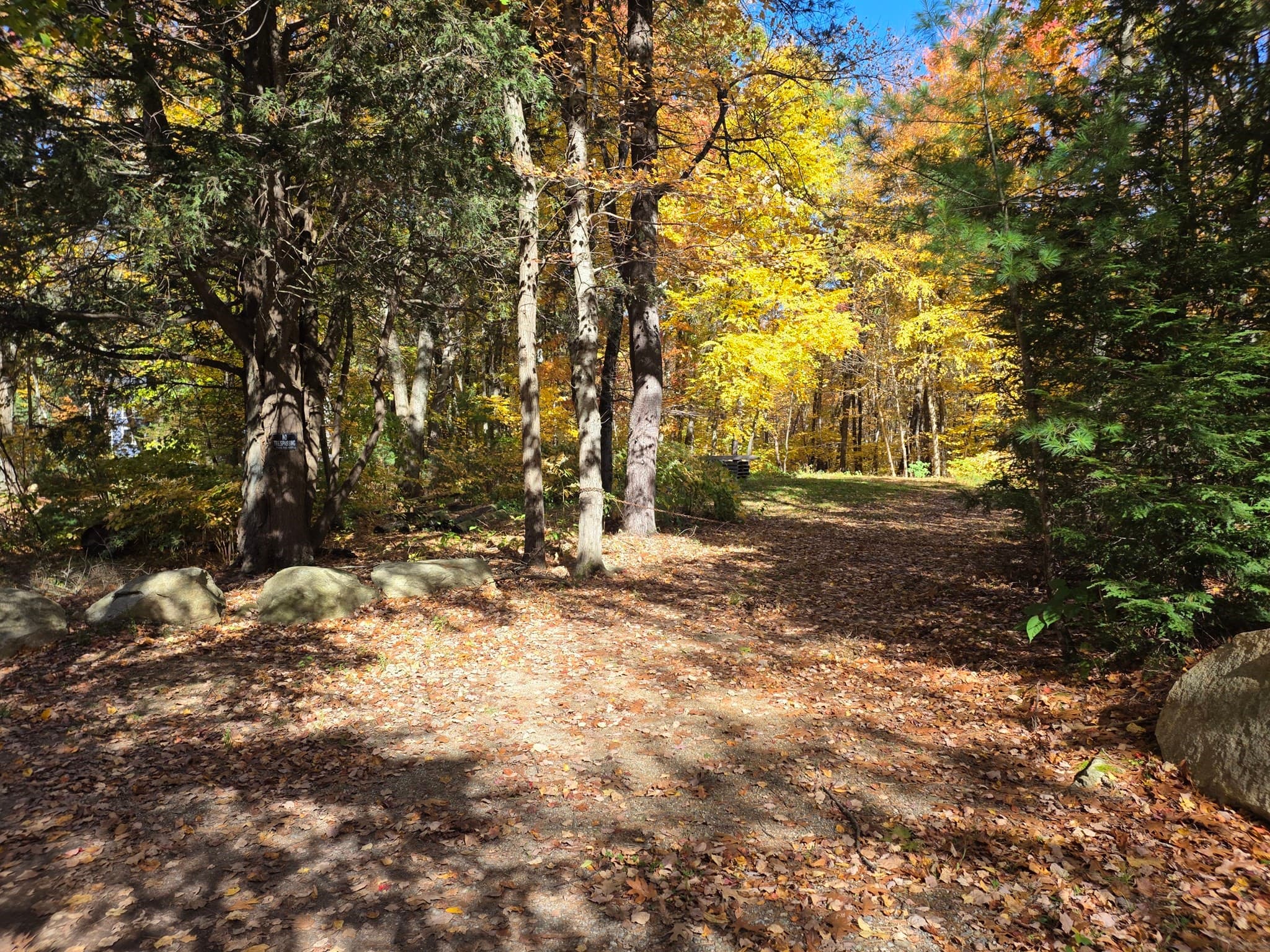 Residential at 105 Mixter Rd, Holden MA 01520, photo 3 of 6