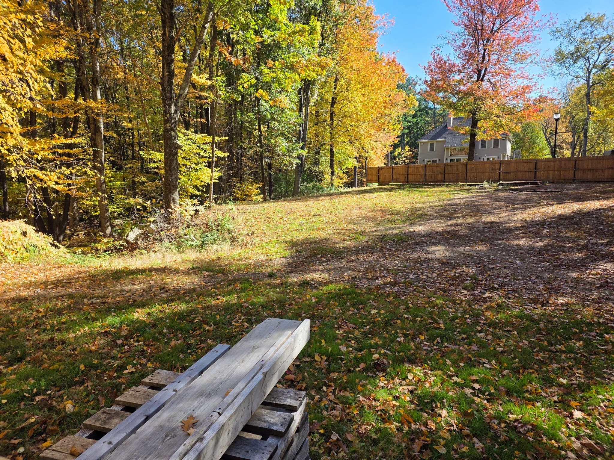 Residential at 105 Mixter Rd, Holden MA 01520, photo 4 of 6
