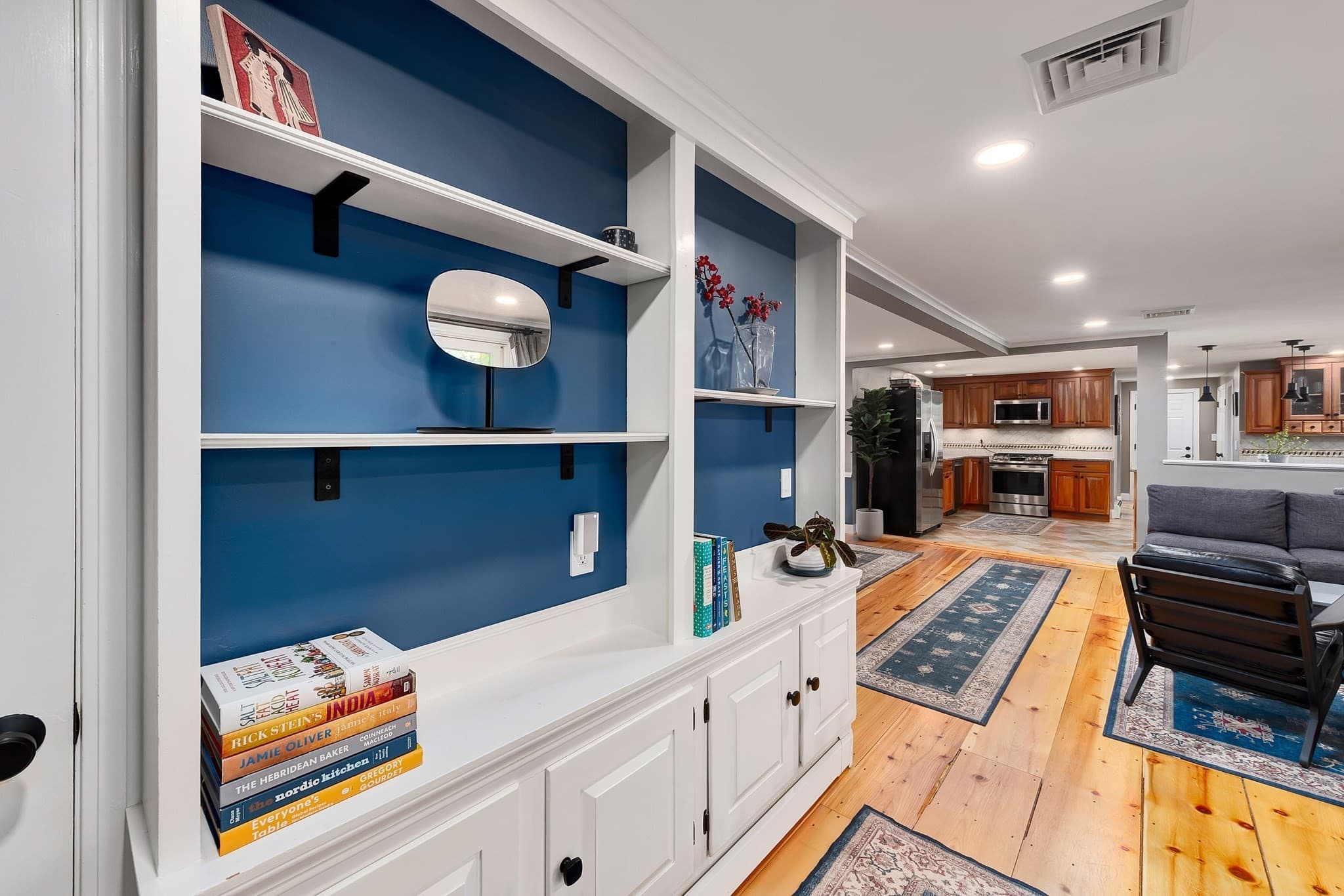 Single Family Residence at 6 Trask Rd, Boxford MA 01921, photo 10 of 39