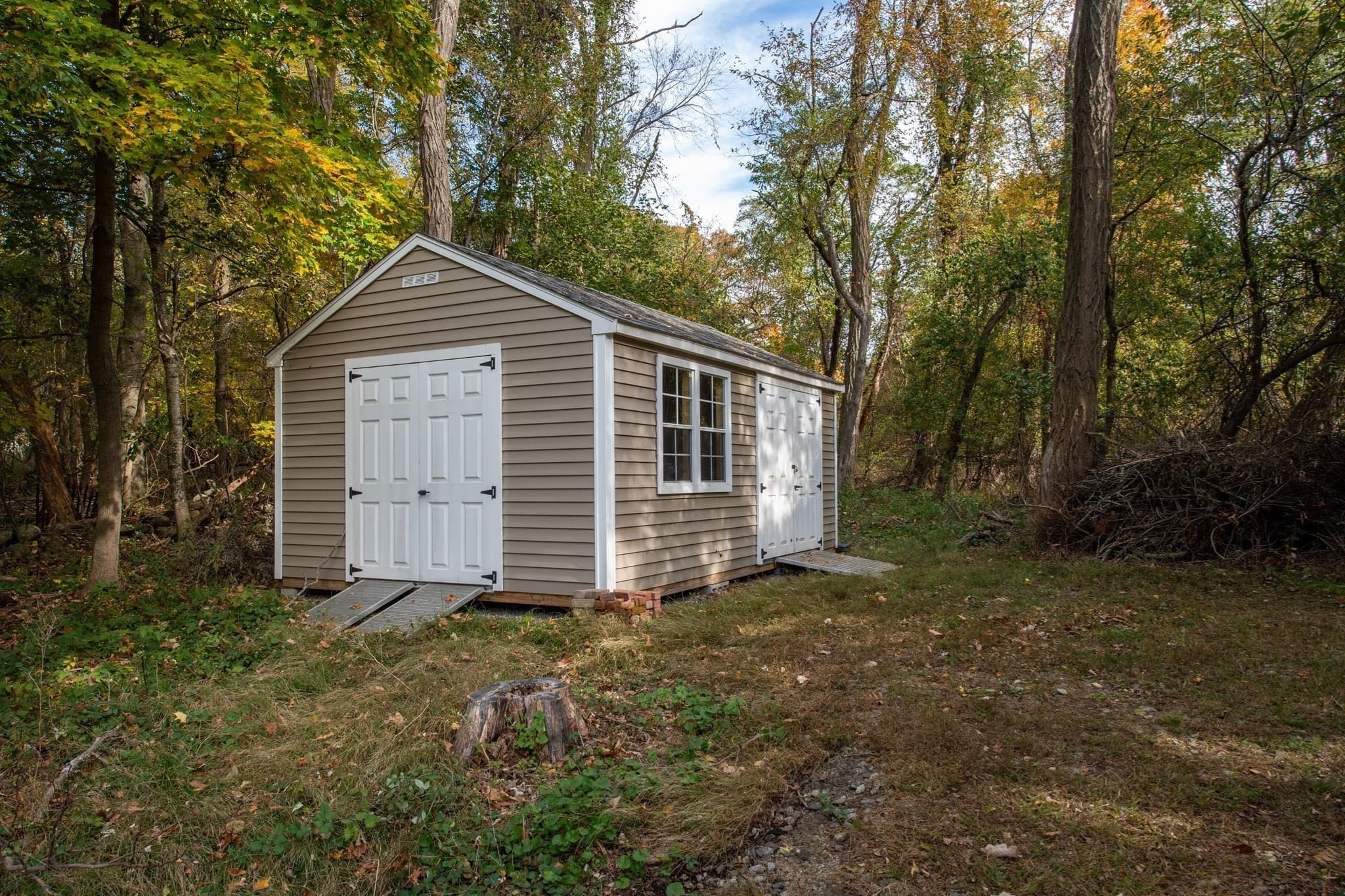 Single Family Residence at 6 Trask Rd, Boxford MA 01921, photo 33 of 39