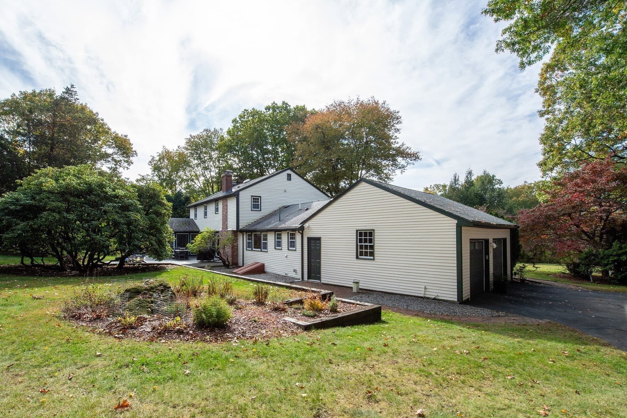 Single Family Residence at 6 Trask Rd, Boxford MA 01921, photo 37 of 39