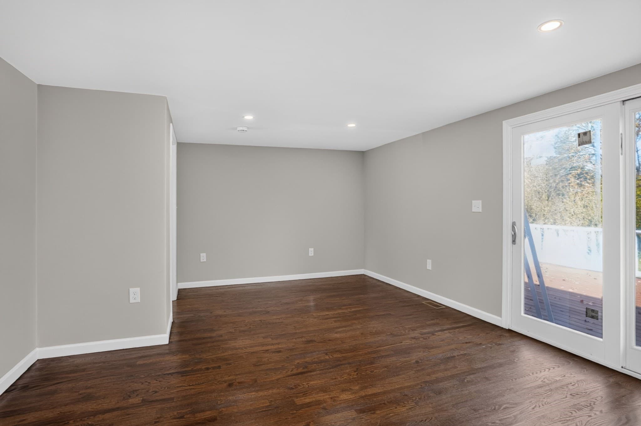Single Family Residence at 417 Bigelow Street, Marlborough MA 01752, photo 6 of 25