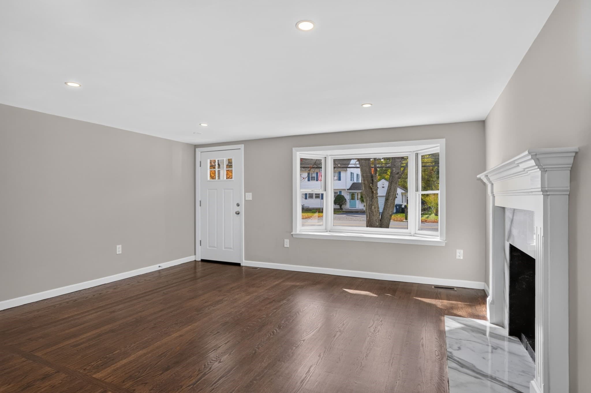 Single Family Residence at 417 Bigelow Street, Marlborough MA 01752, photo 7 of 25