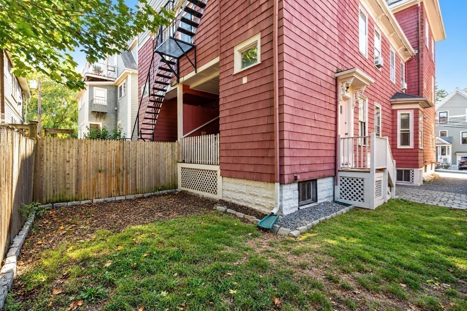 Condominium at 247 Chestnut St # 2, Cambridge MA 02139, photo 27 of 36