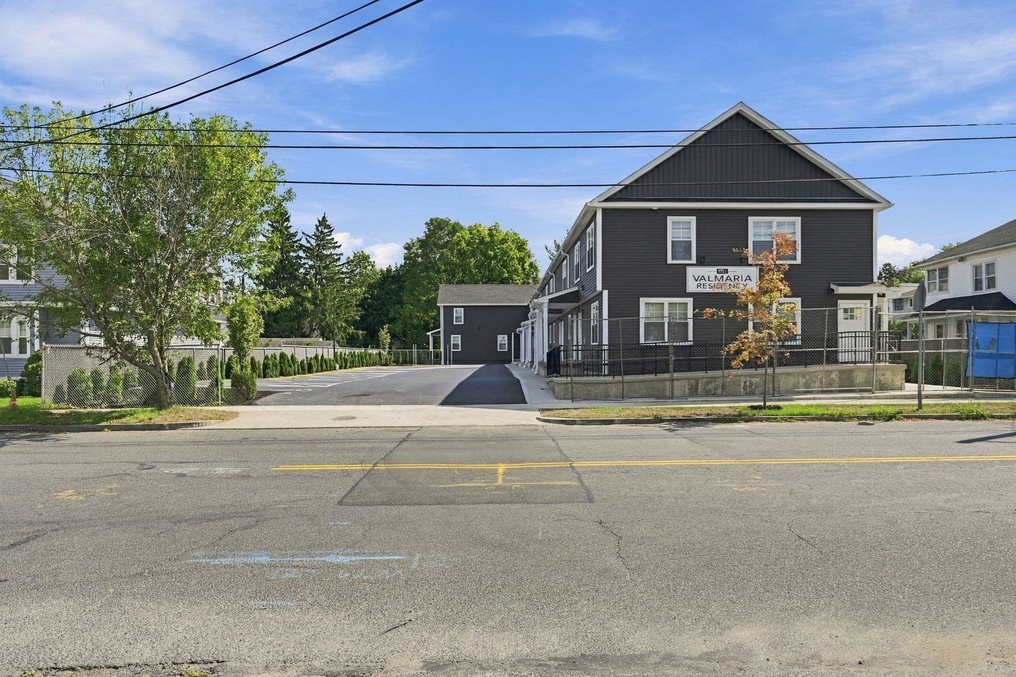Attached (Townhouse/Rowhouse/Duplex) at 61 Parker St # 8, Springfield MA 01151, photo 16 of 17
