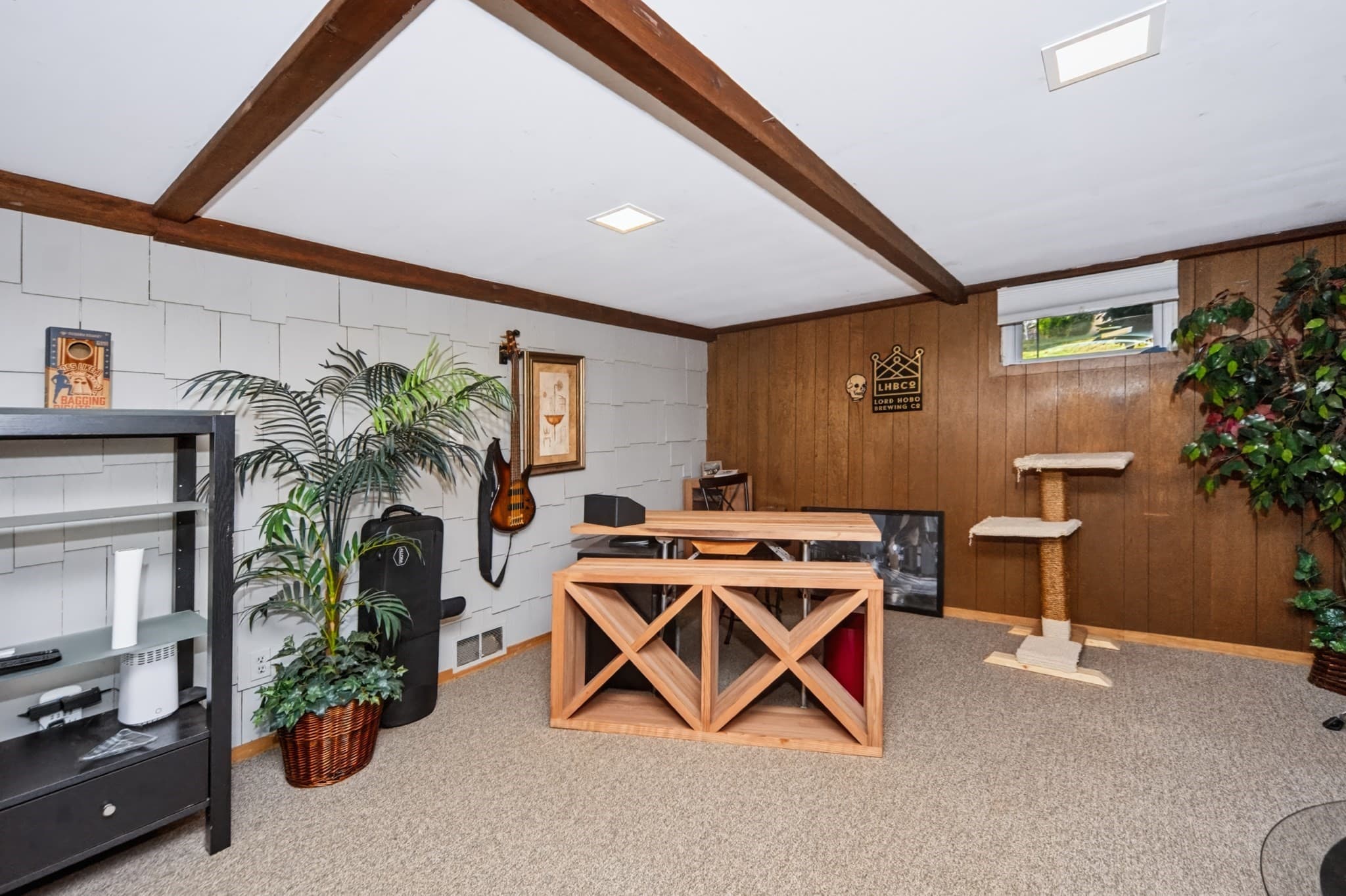 Single Family Residence at 8 Clearview Dr, Marlborough MA 01752, photo 18 of 27
