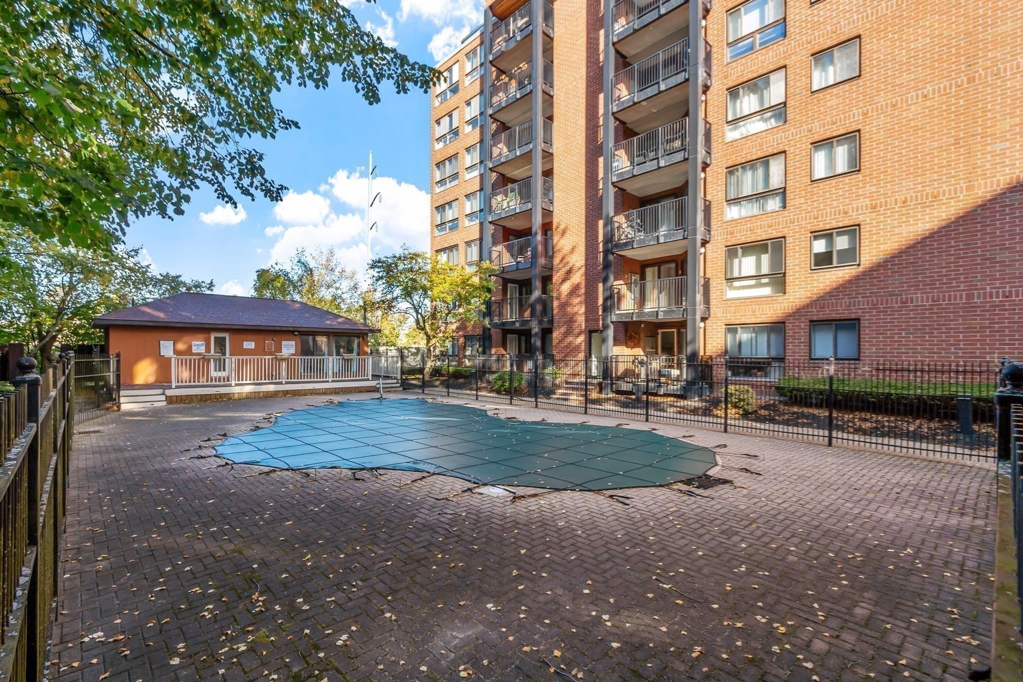 Condominium at 60 Rantoul Street # 403, Beverly MA 01915, photo 23 of 38