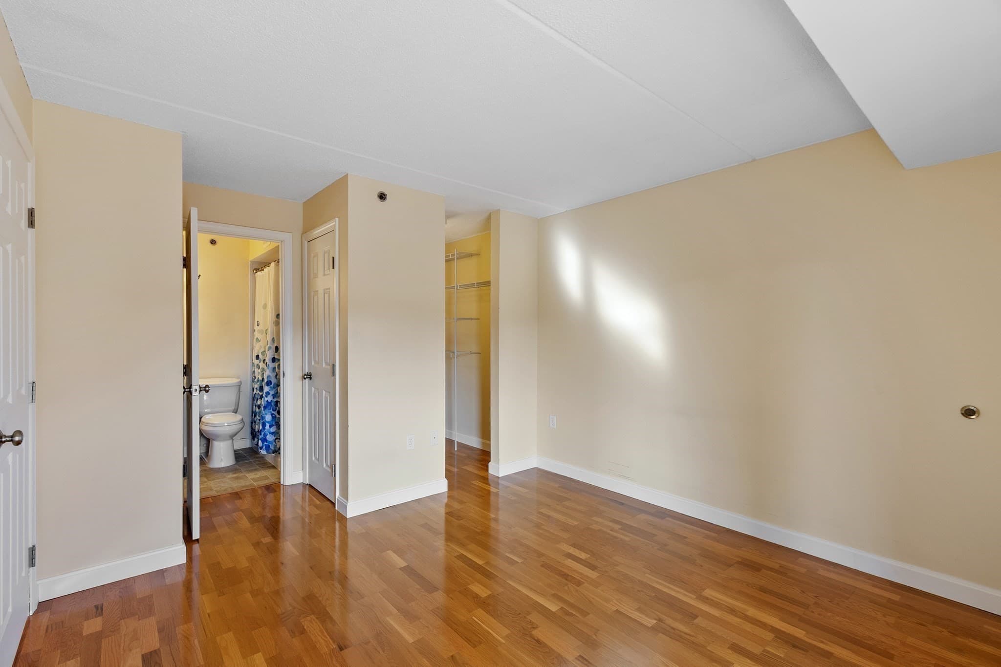 Condominium at 60 Rantoul Street # 403, Beverly MA 01915, photo 12 of 38