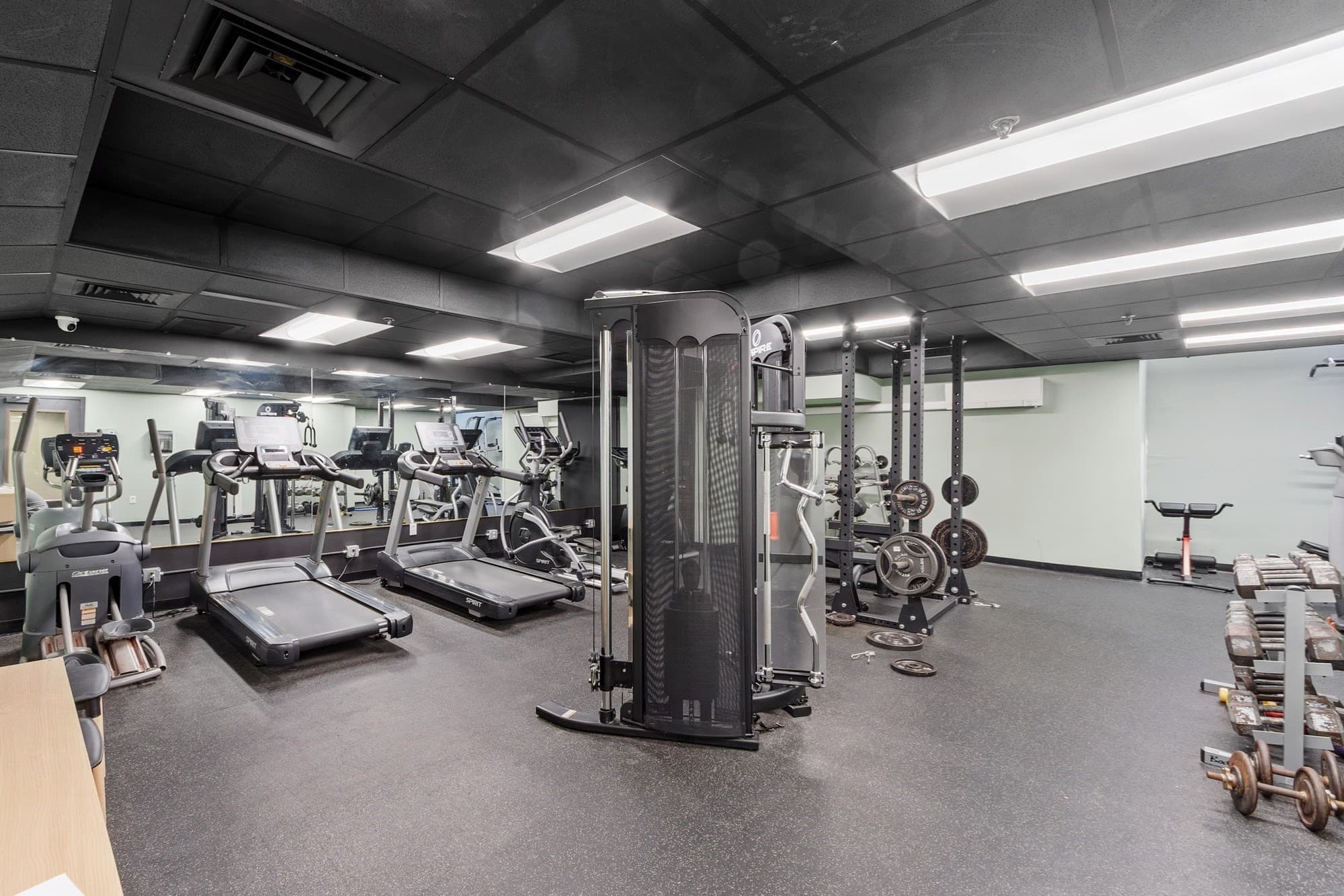 Condominium at 60 Rantoul Street # 403, Beverly MA 01915, photo 22 of 38