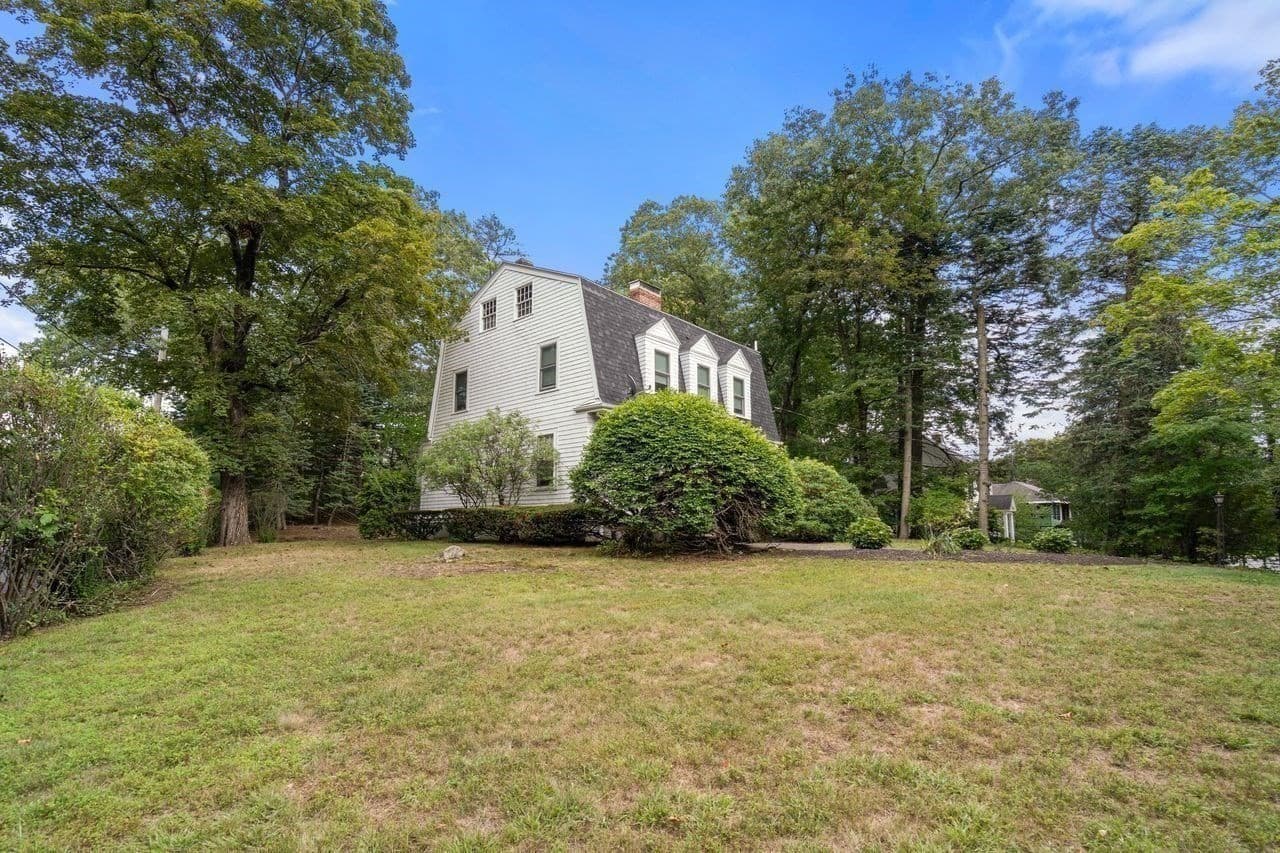 Single Family Residence at 126 Moffat Rd, Newton MA 02468, photo 20 of 23