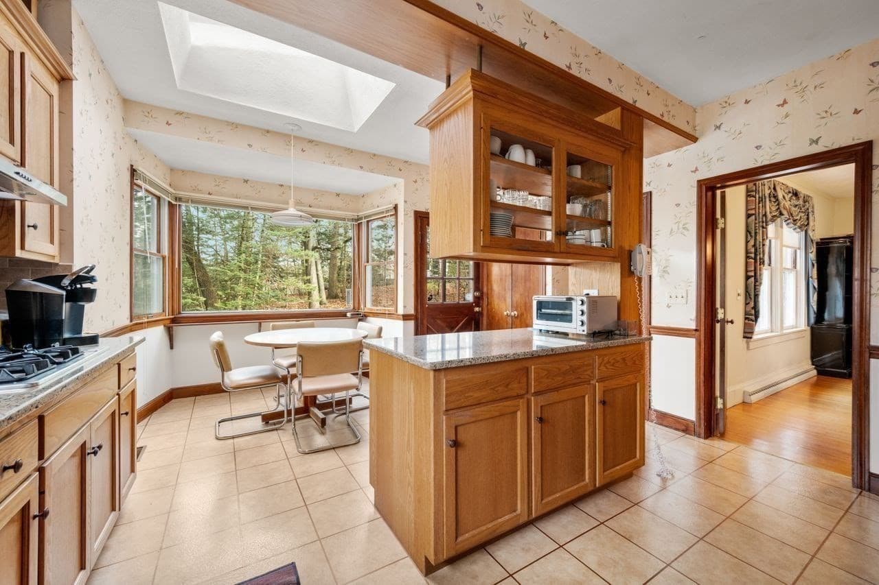 Single Family Residence at 126 Moffat Rd, Newton MA 02468, photo 9 of 23
