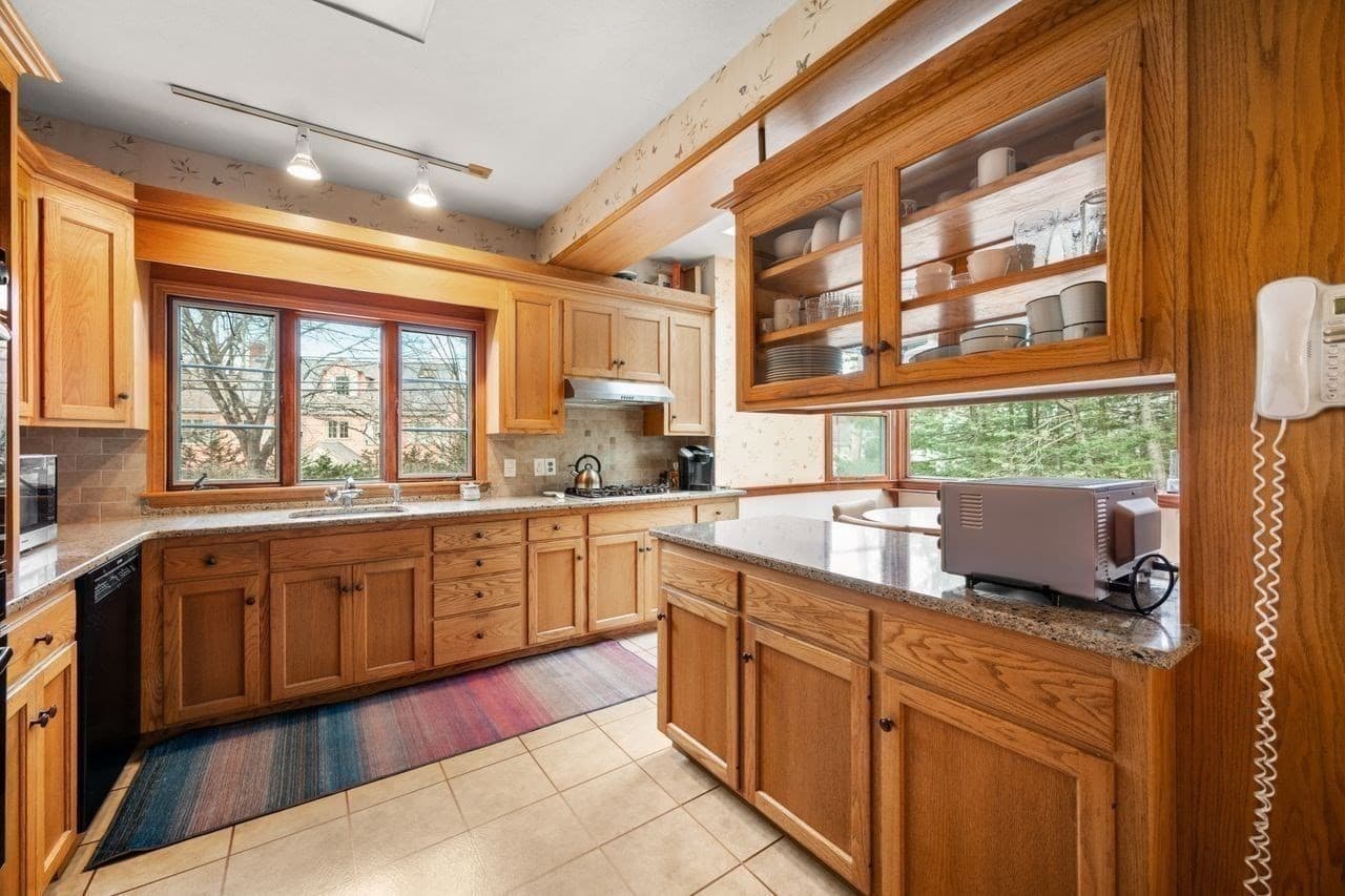 Single Family Residence at 126 Moffat Rd, Newton MA 02468, photo 10 of 23