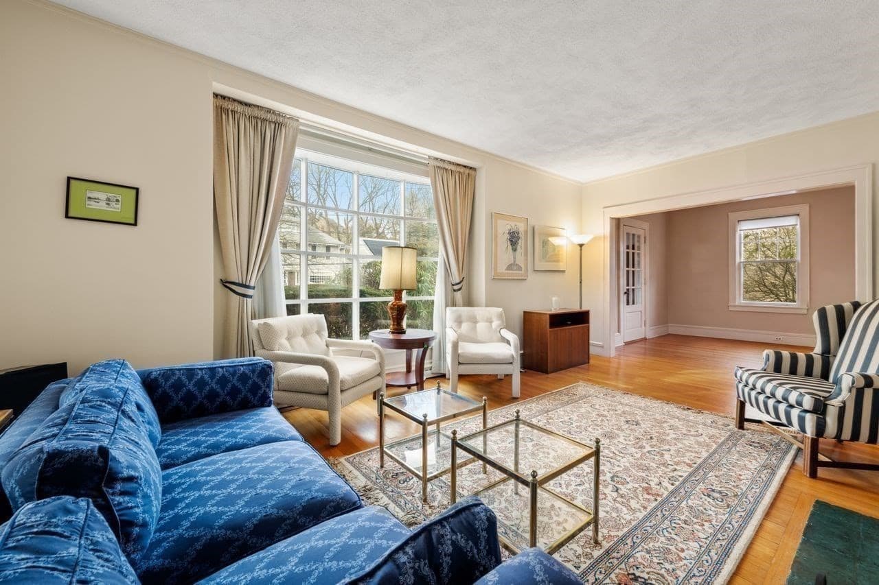 Single Family Residence at 126 Moffat Rd, Newton MA 02468, photo 4 of 23