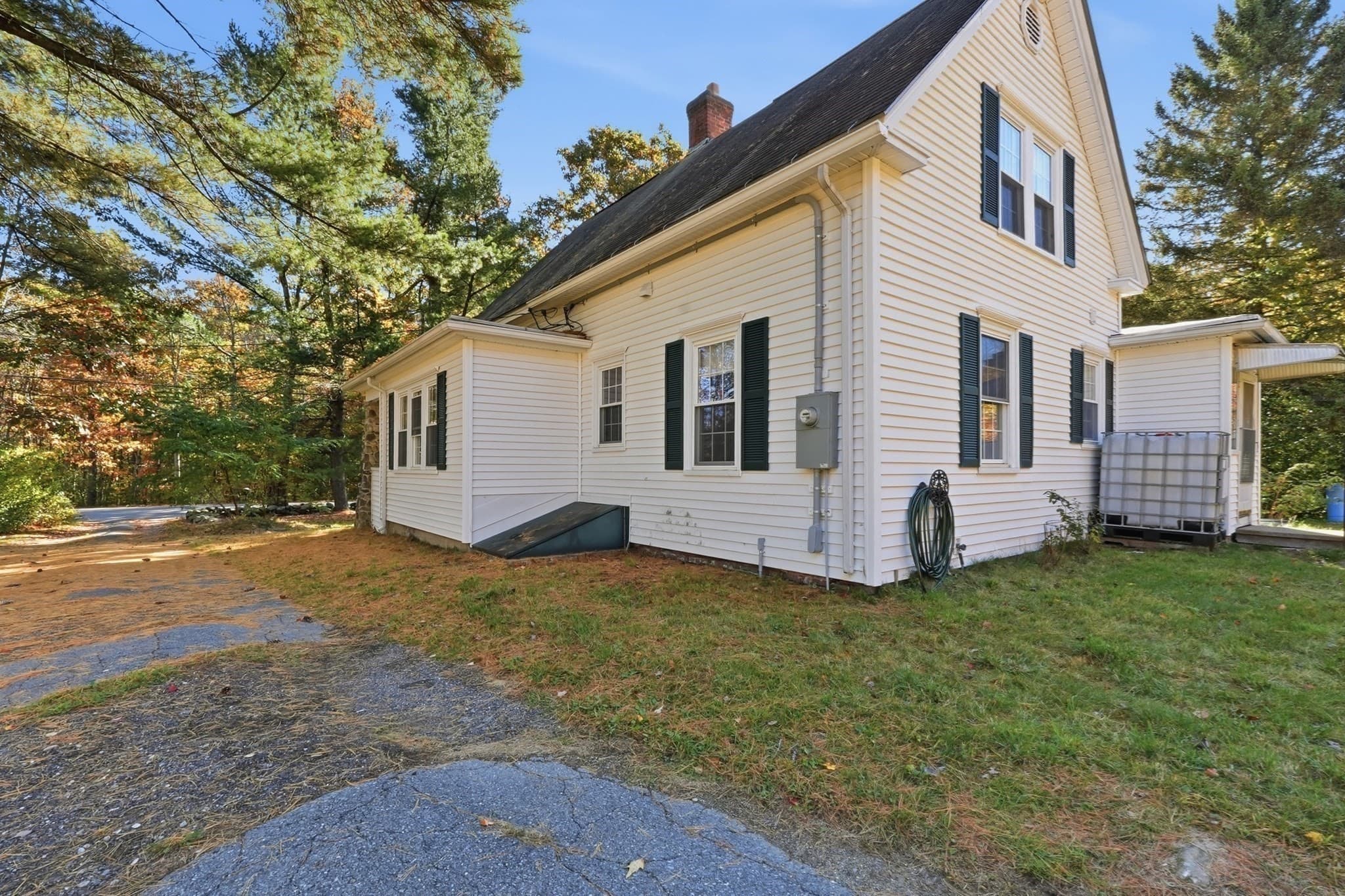 Single Family Residence at 248 Otter River Rd, Templeton MA 01468, photo 6 of 25