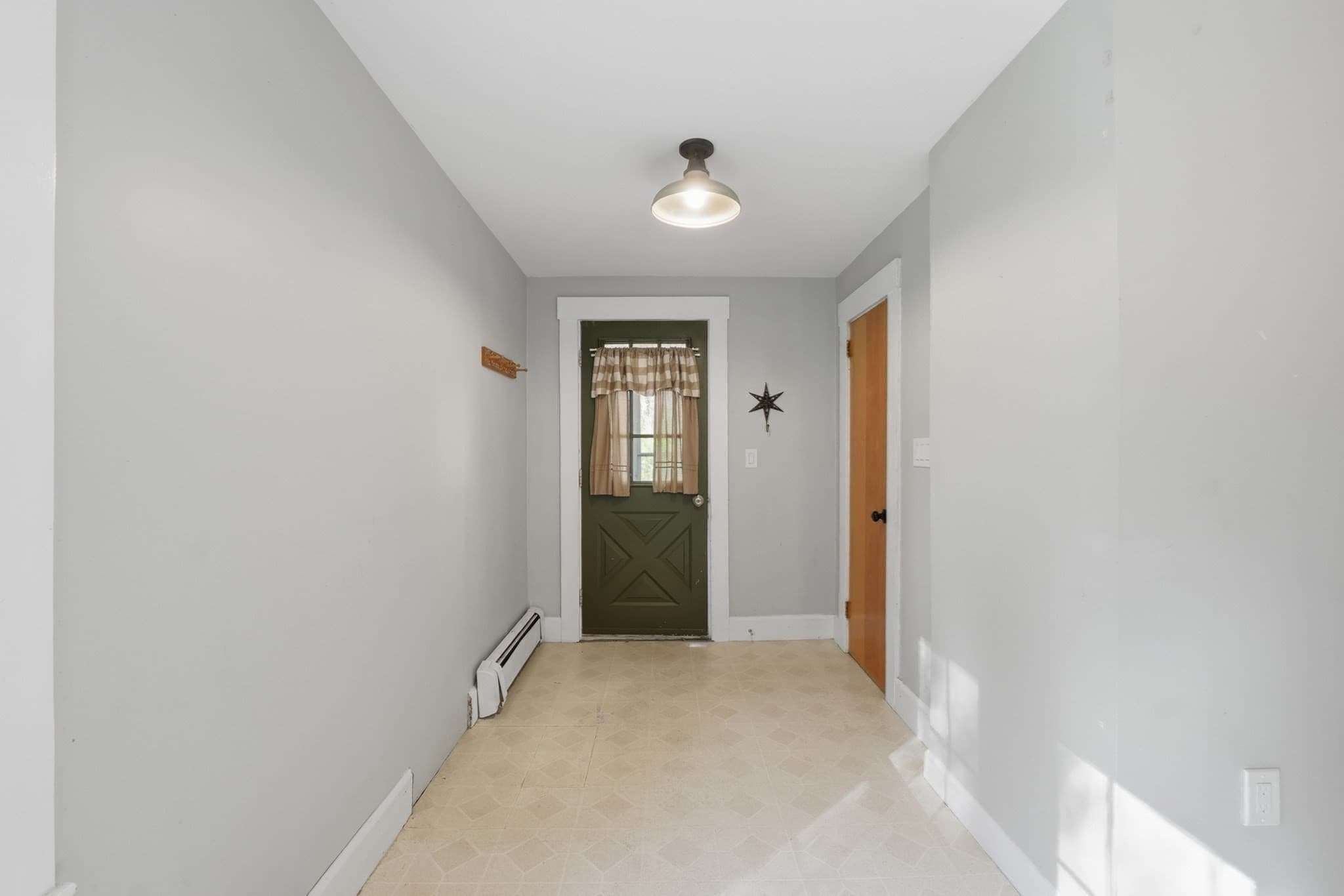 Single Family Residence at 248 Otter River Rd, Templeton MA 01468, photo 12 of 25