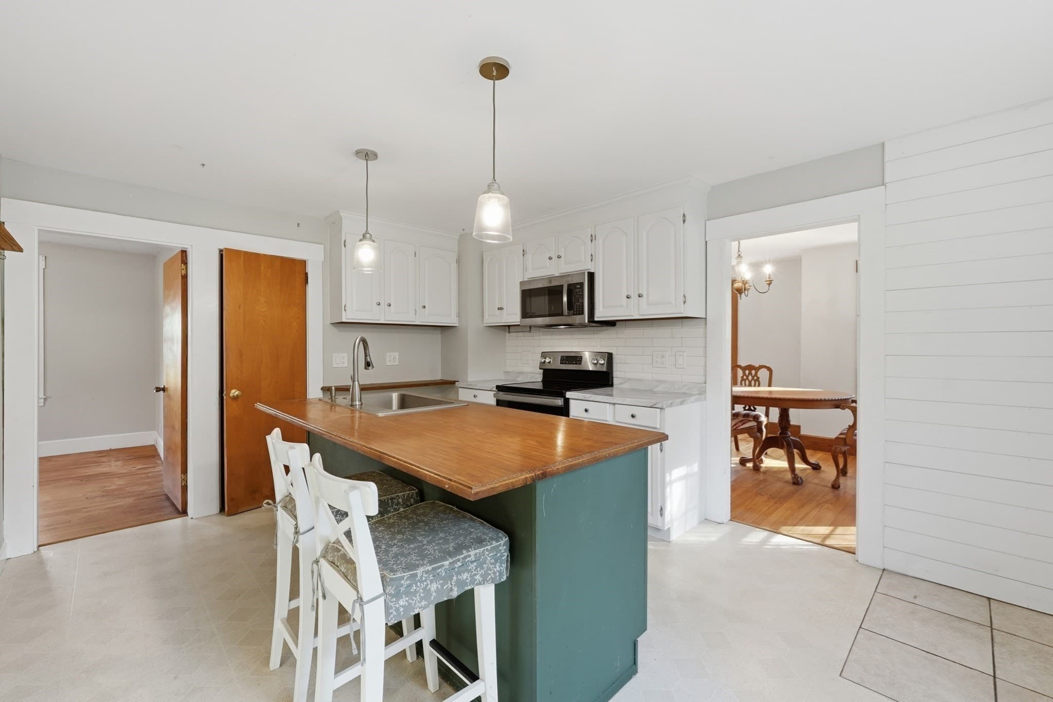 Single Family Residence at 248 Otter River Rd, Templeton MA 01468, photo 9 of 25