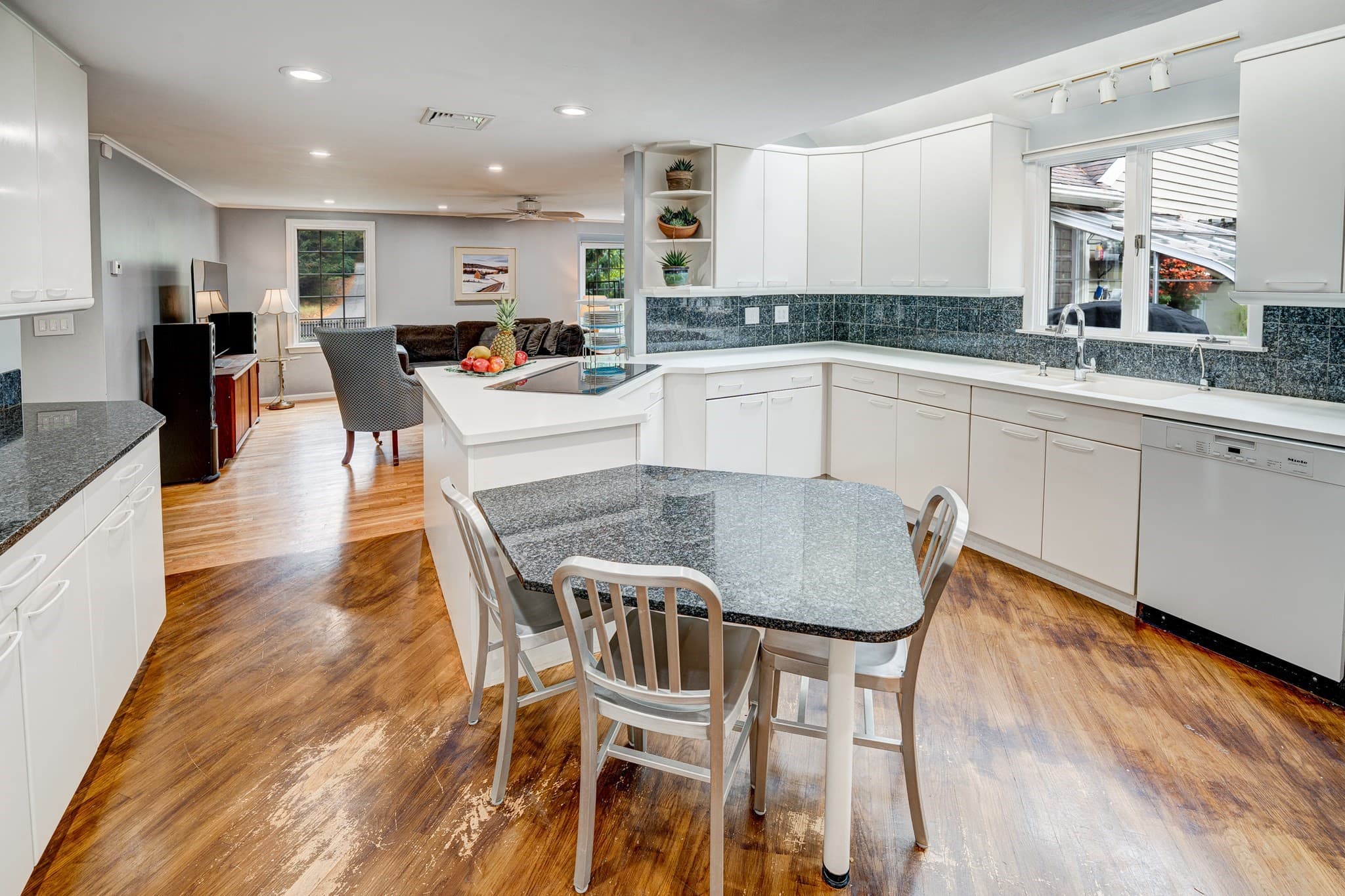 Single Family Residence at 24 Milne Cove Rd, Carlisle MA 01741, photo 8 of 42