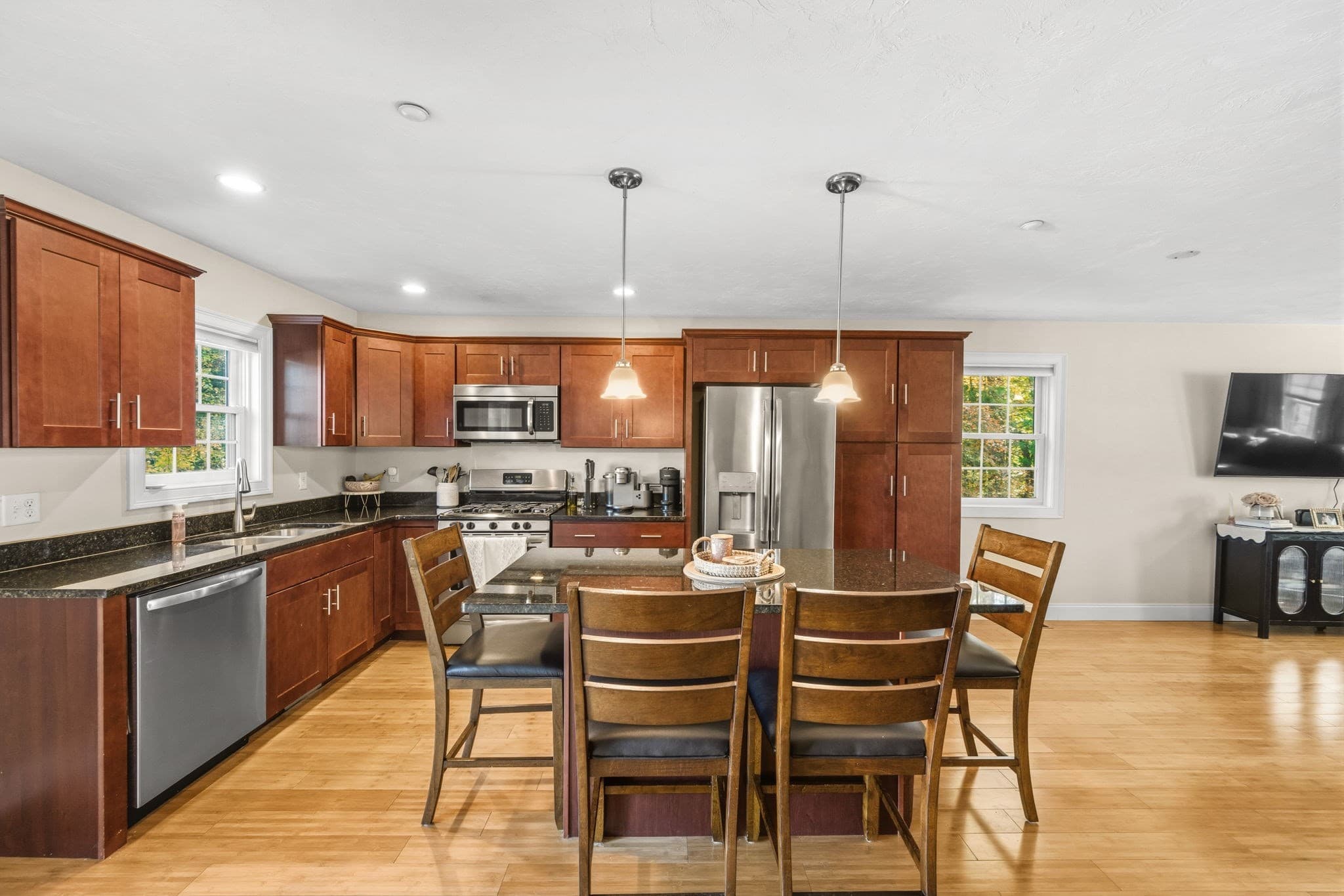 Condominium at 10 Great Cedar Dr # 10, Hanson MA 02341, photo 16 of 30
