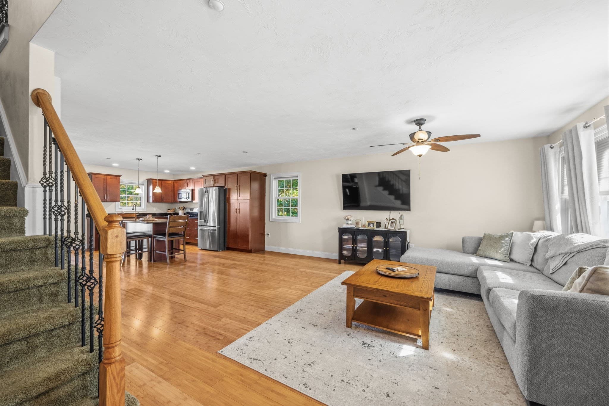 Condominium at 10 Great Cedar Dr # 10, Hanson MA 02341, photo 5 of 30