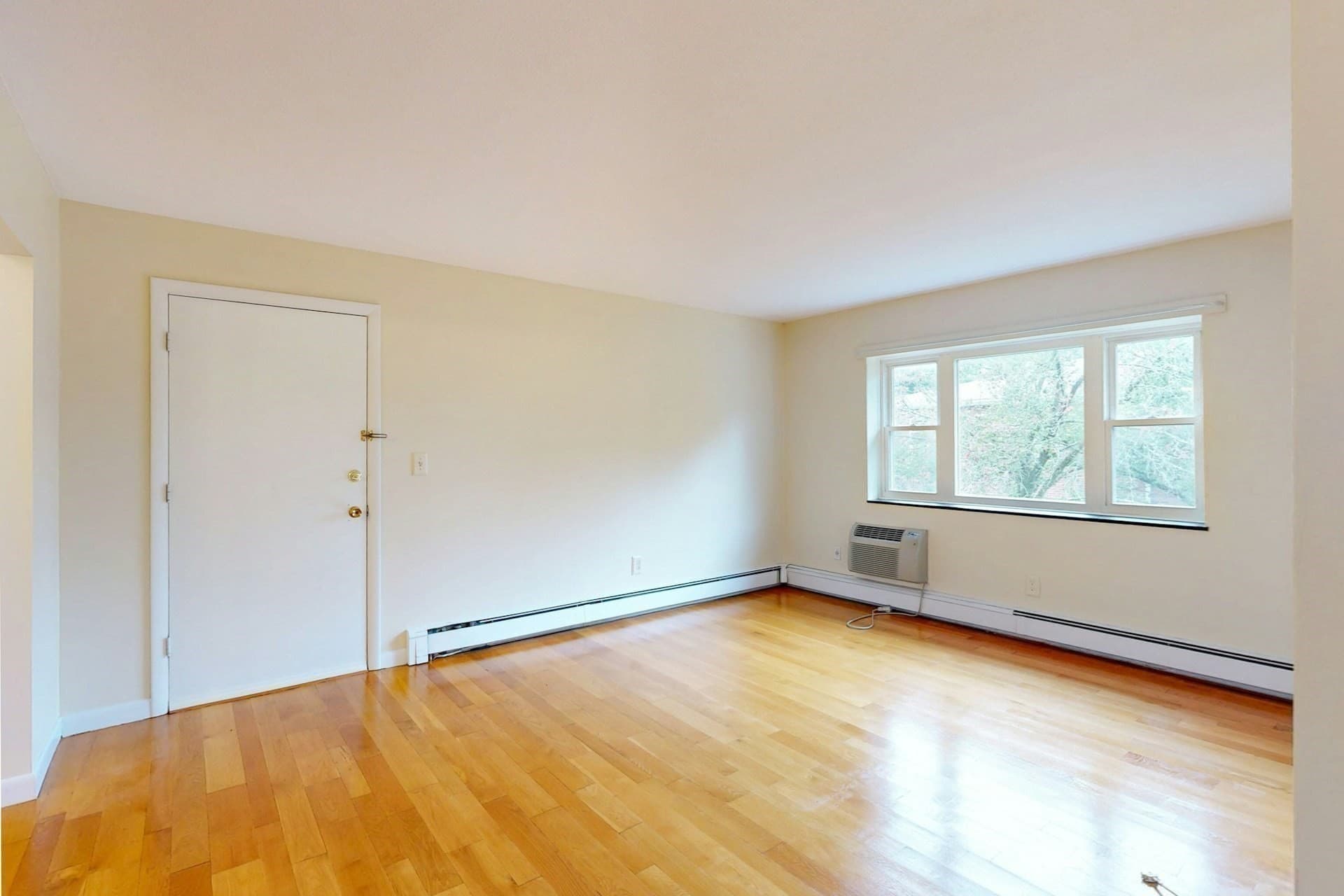 Condominium at 89 Walnut St # 5, Newton MA 02460, photo 7 of 25