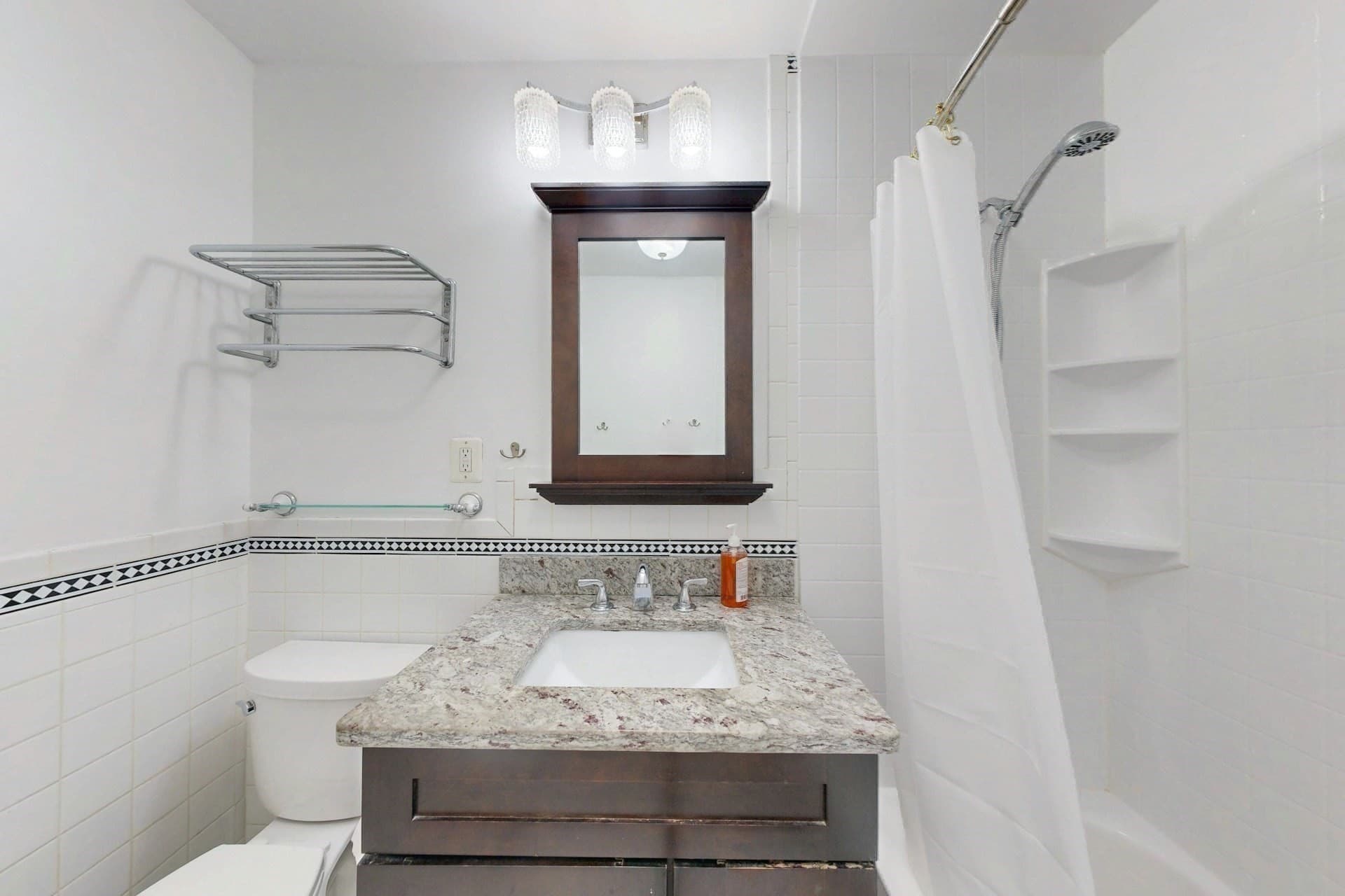 Condominium at 89 Walnut St # 5, Newton MA 02460, photo 11 of 25