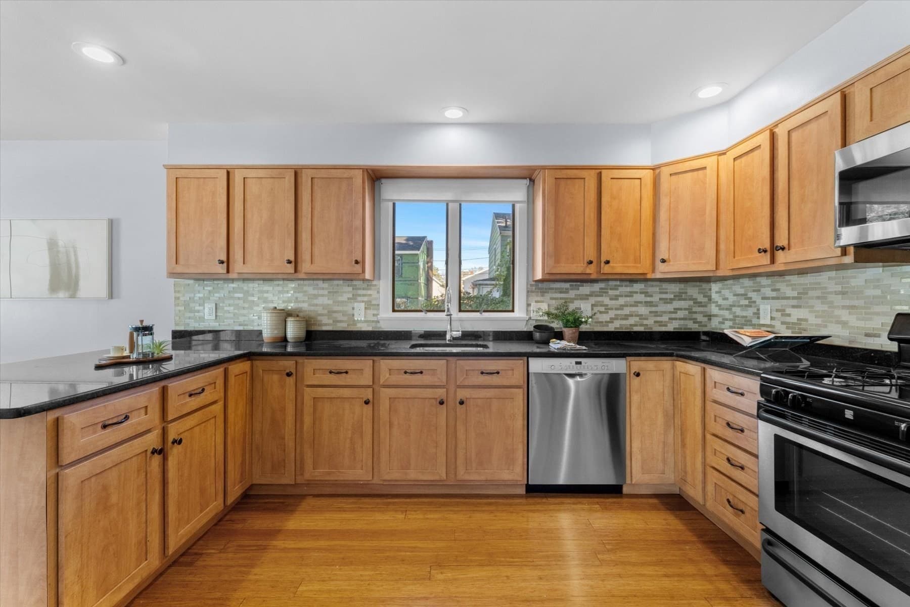 Condominium at 40 Granfield Ave # 40, Boston MA 02131, photo 6 of 30