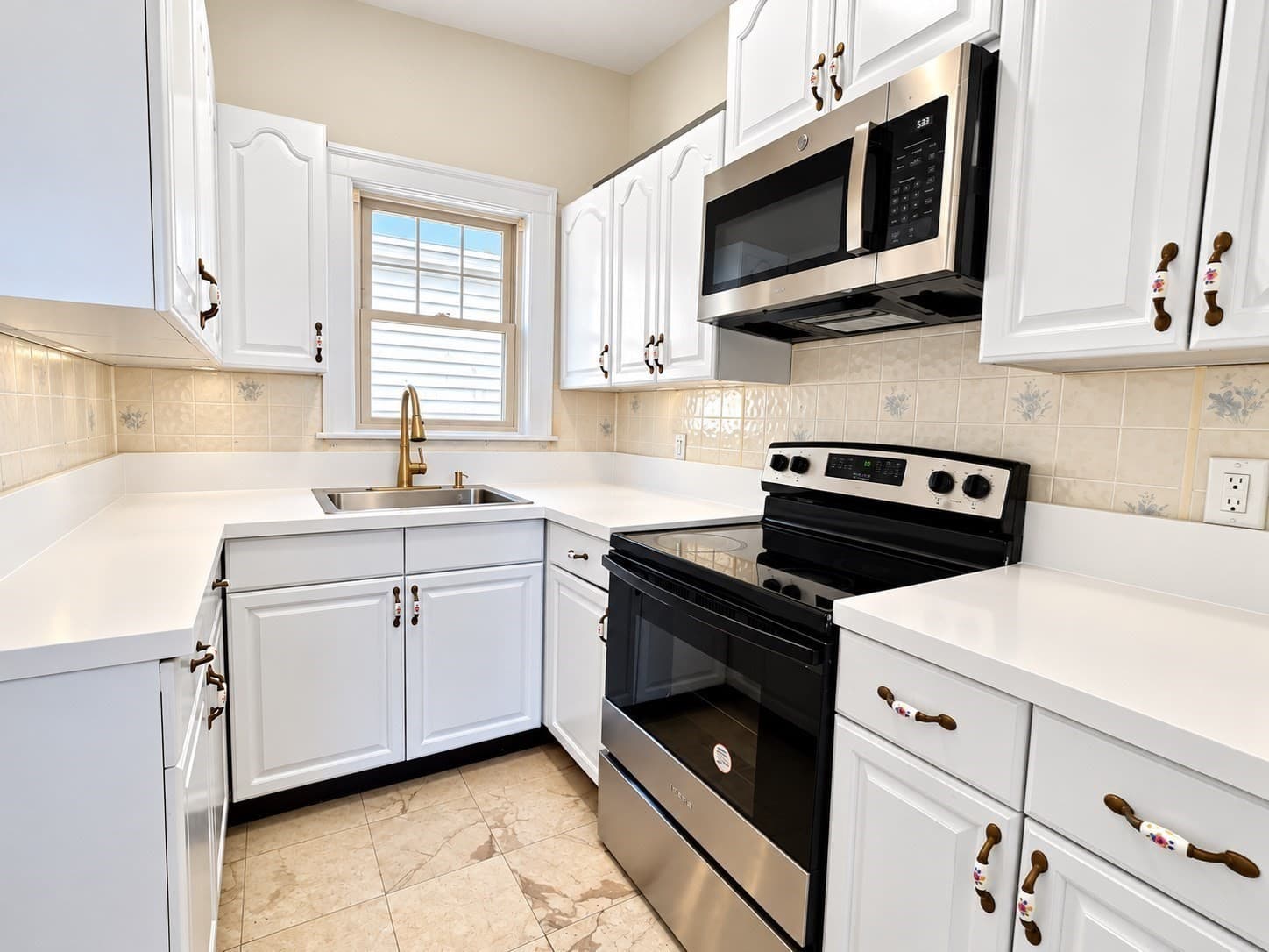 2 Family - 2 Units Up/Down at 14 Harding Ave, Everett MA 02149, photo 6 of 38